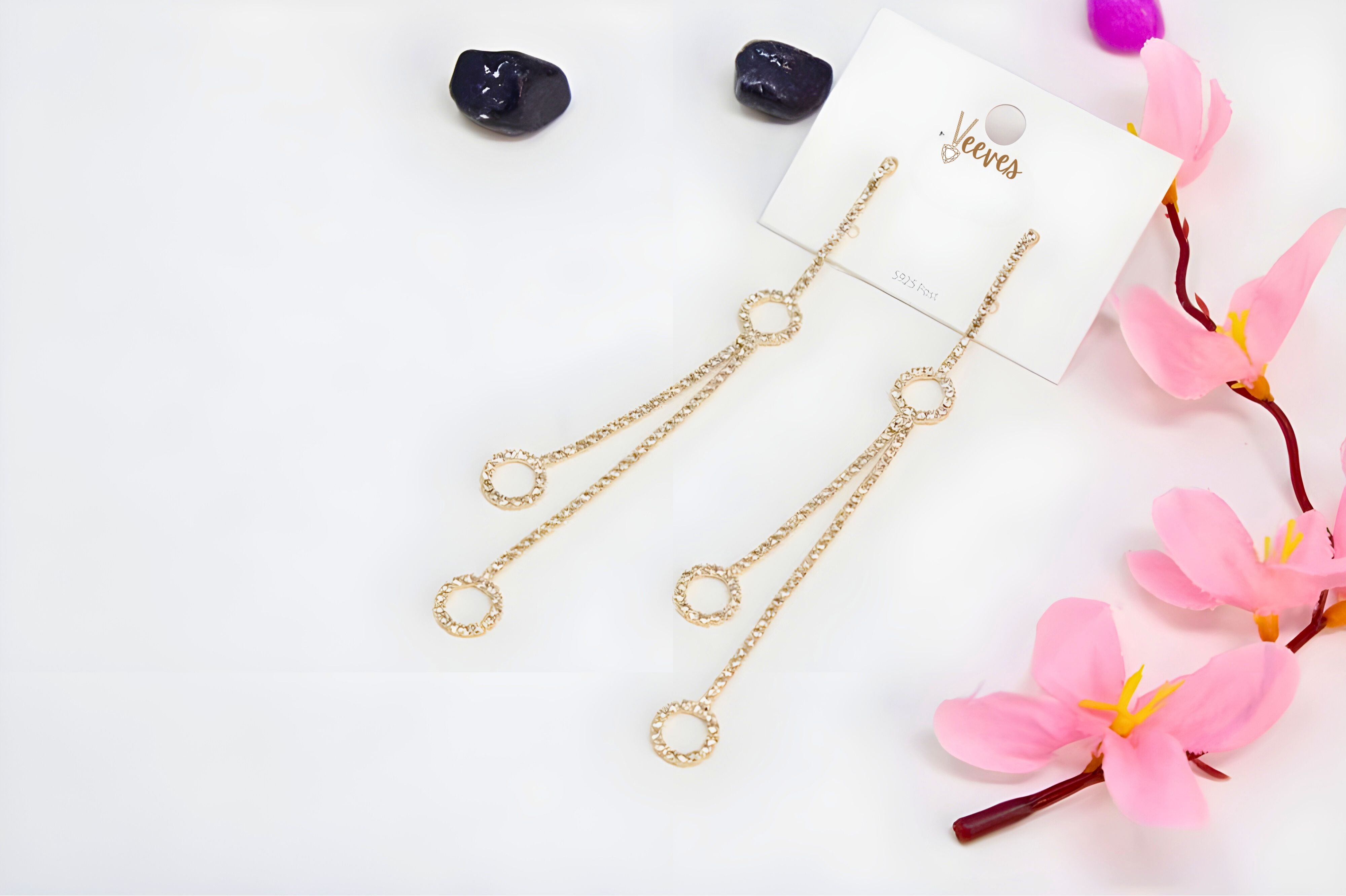 Alluring Aurora Dangle Earrings