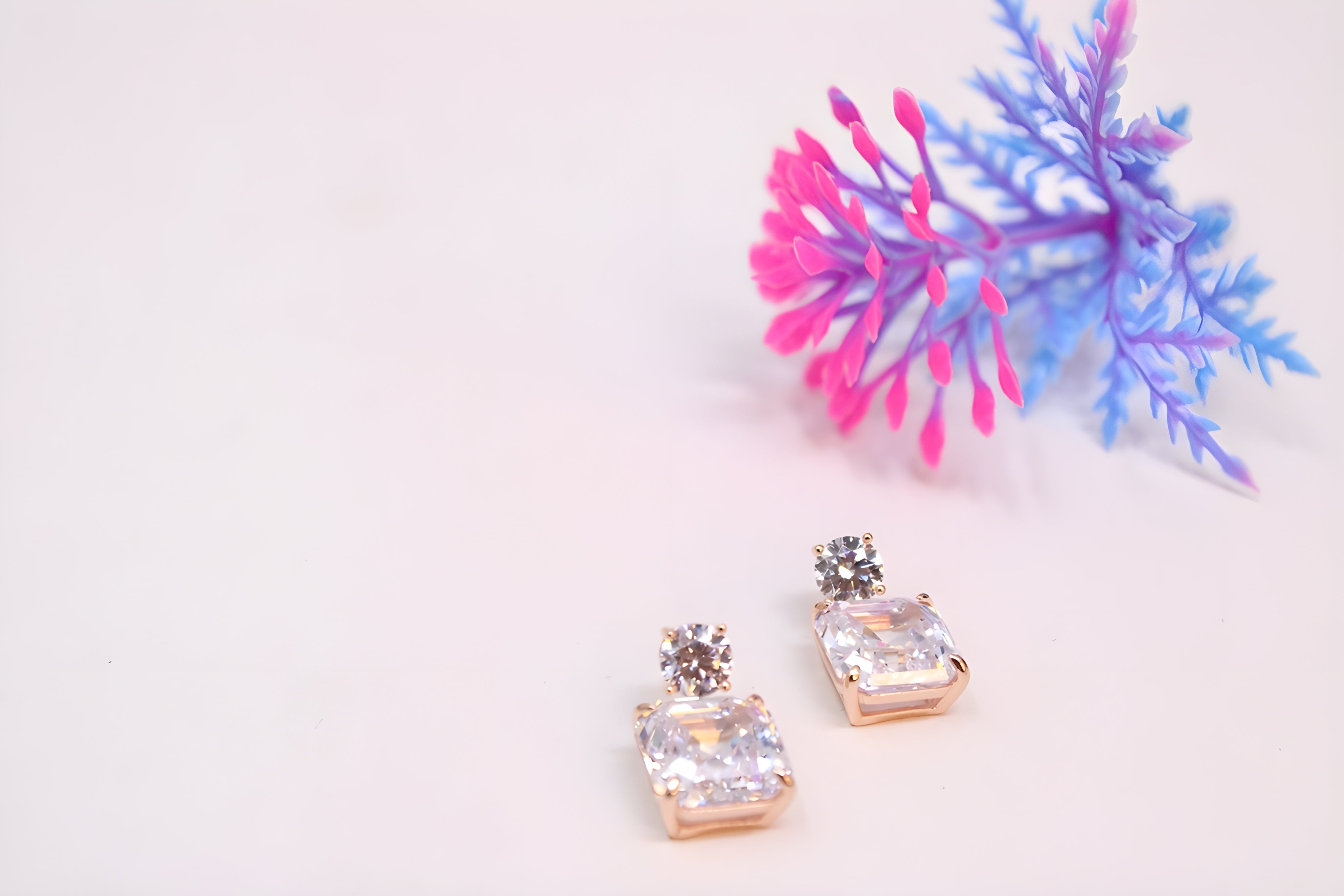 Golden Gleam VeeLux Premium Earrings