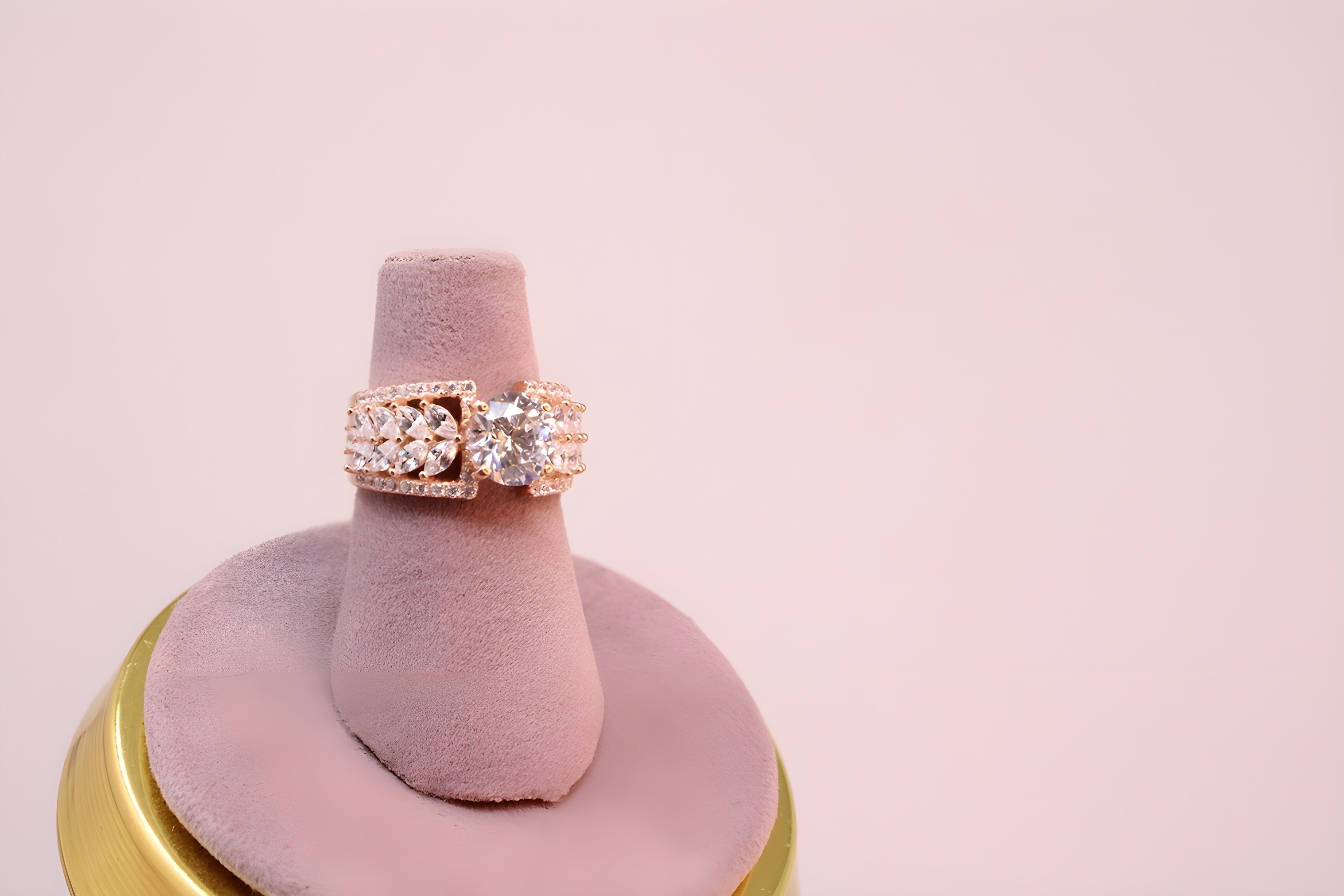 Golden Radiance VeeLux Premium Crystal Ring