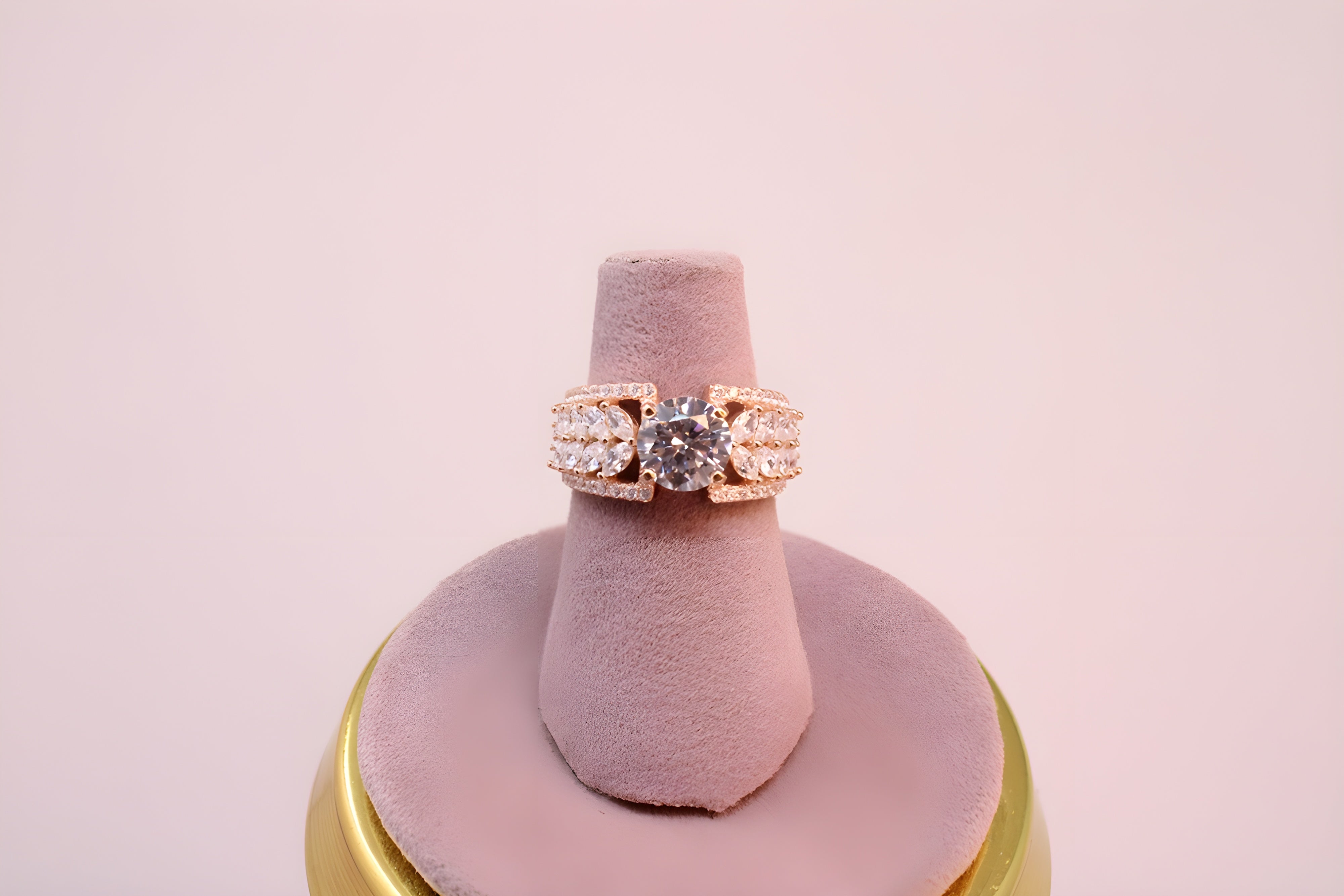 Golden Radiance VeeLux Premium Crystal Ring