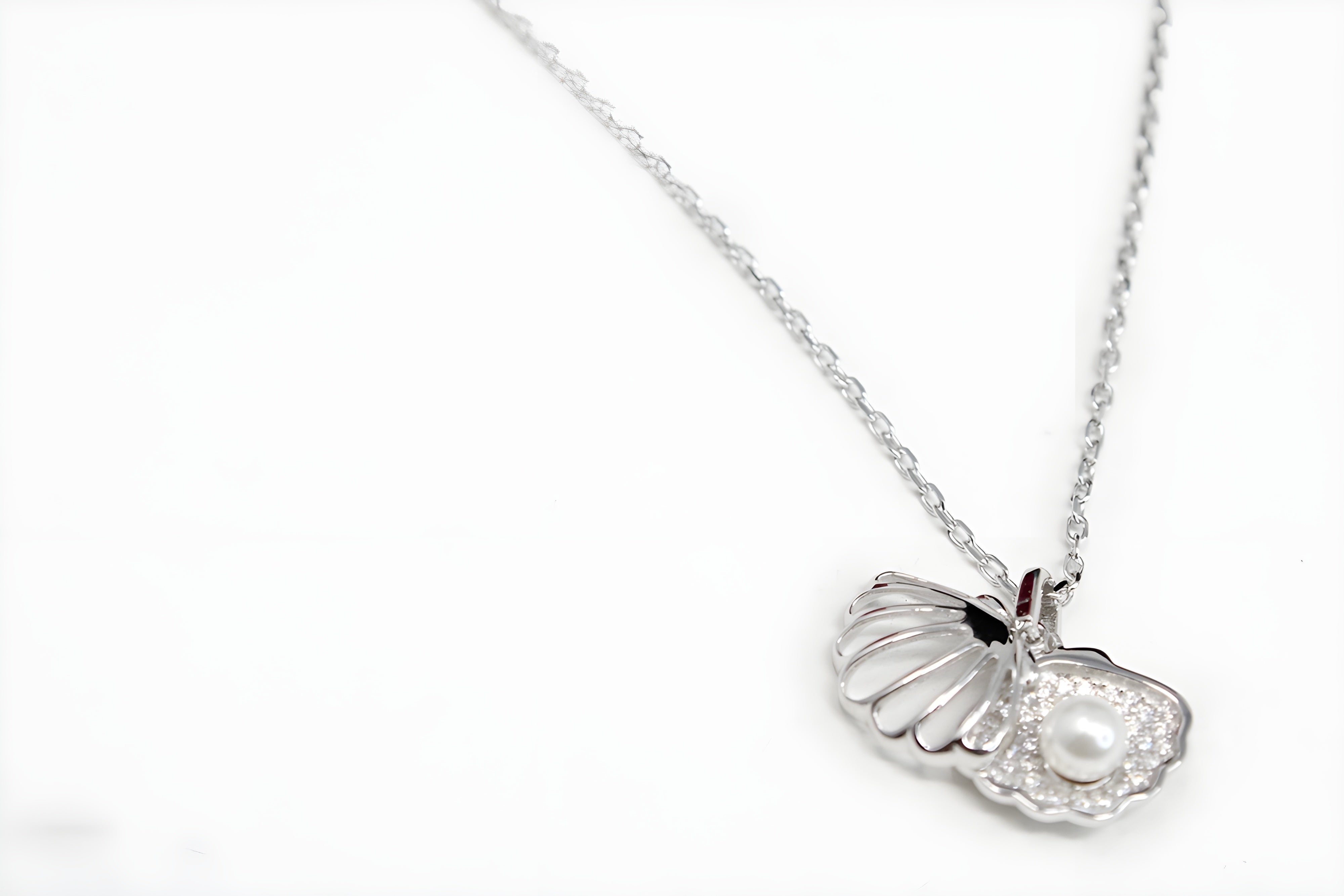 Sterling Silver Ocean Pearl Shell Pendant