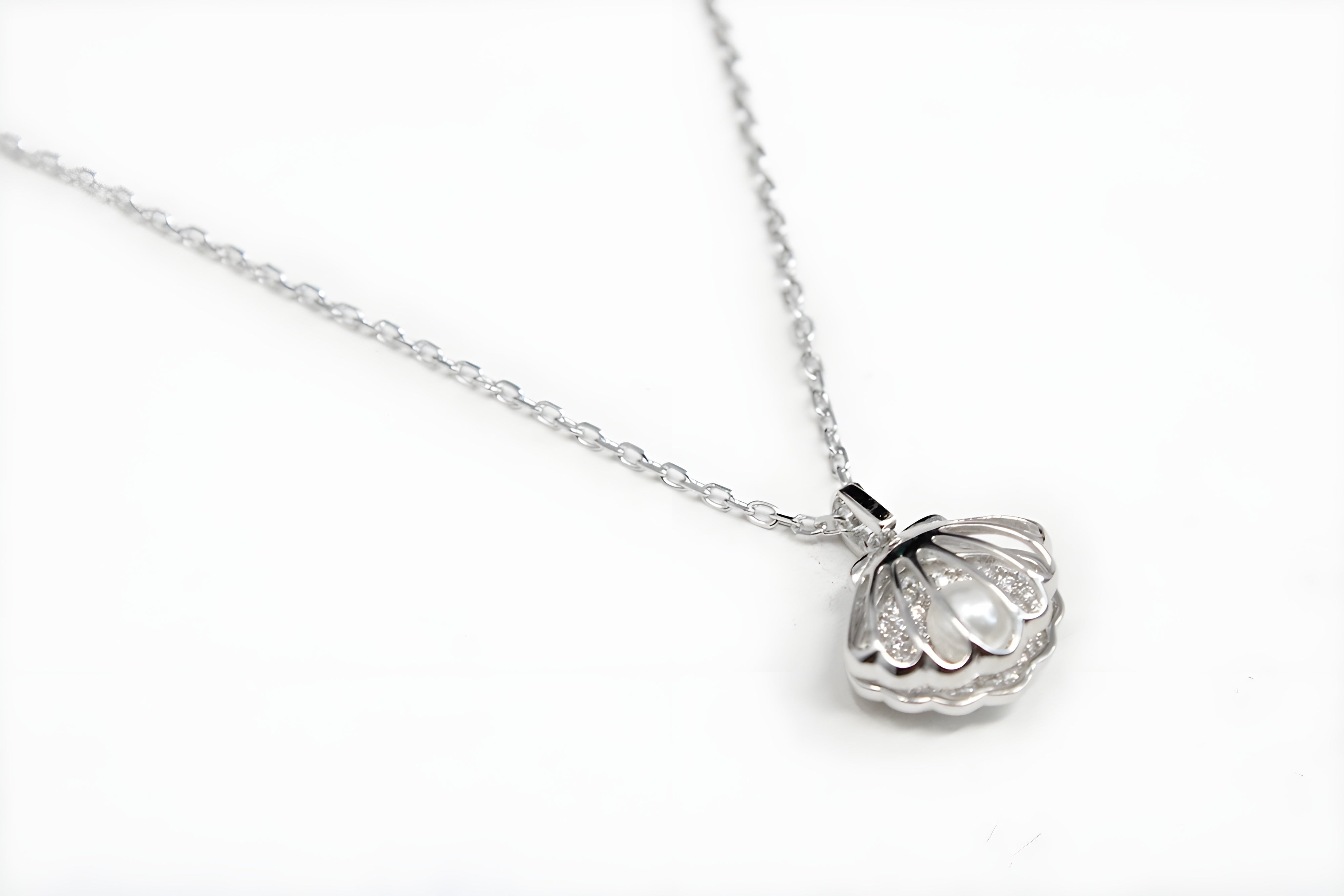 Sterling Silver Ocean Pearl Shell Pendant