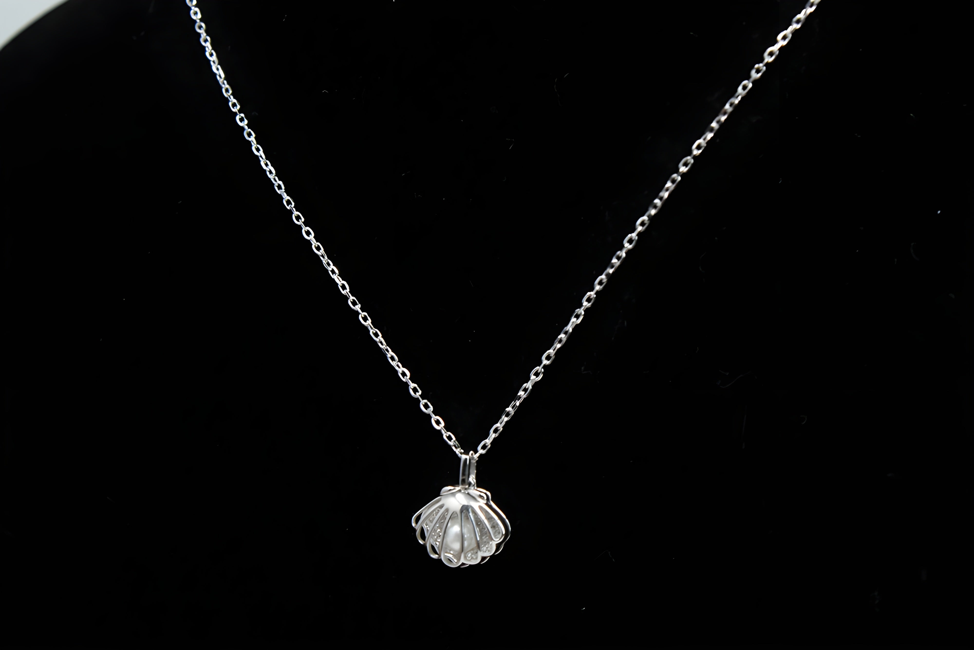 Sterling Silver Ocean Pearl Shell Pendant