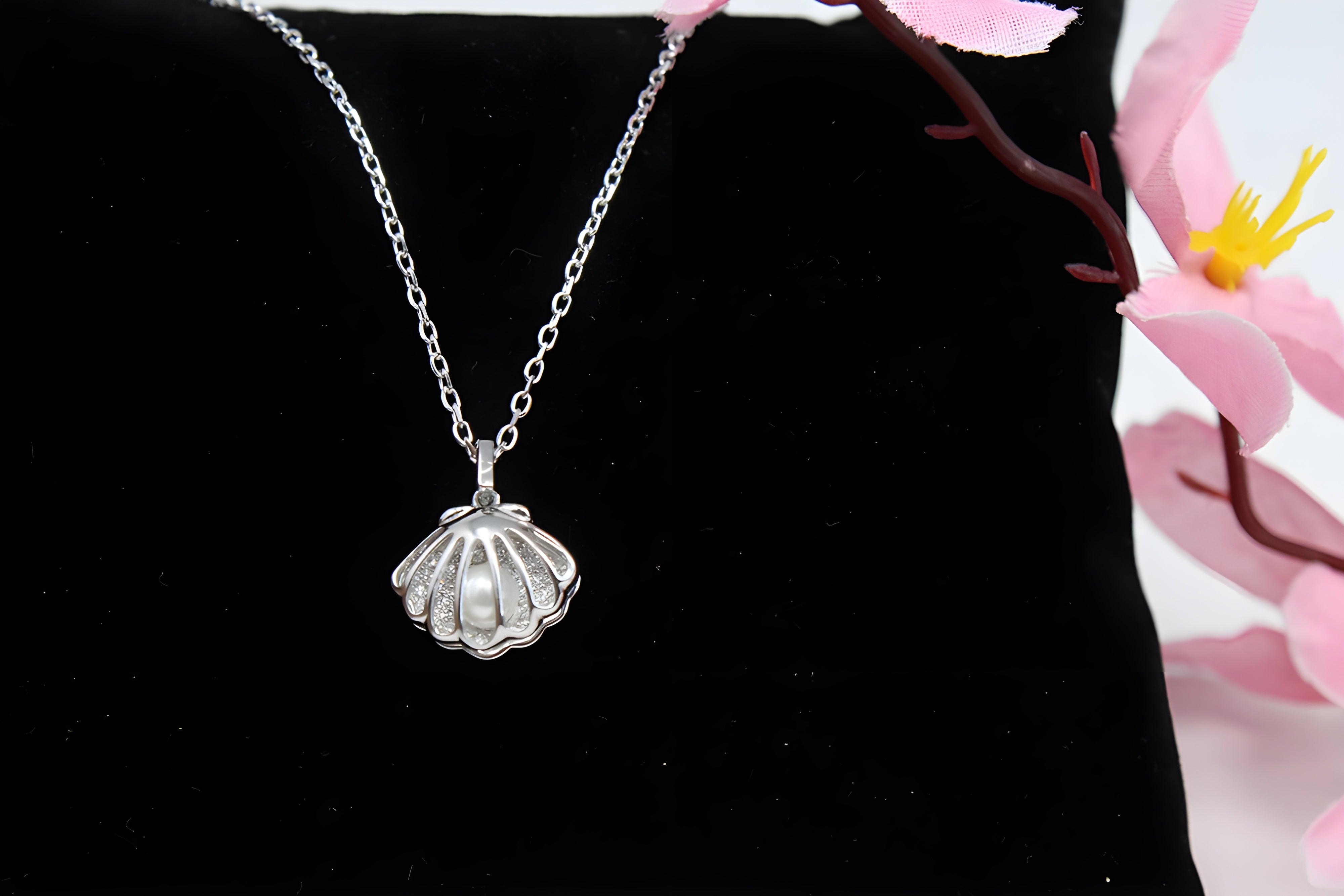 Sterling Silver Ocean Pearl Shell Pendant