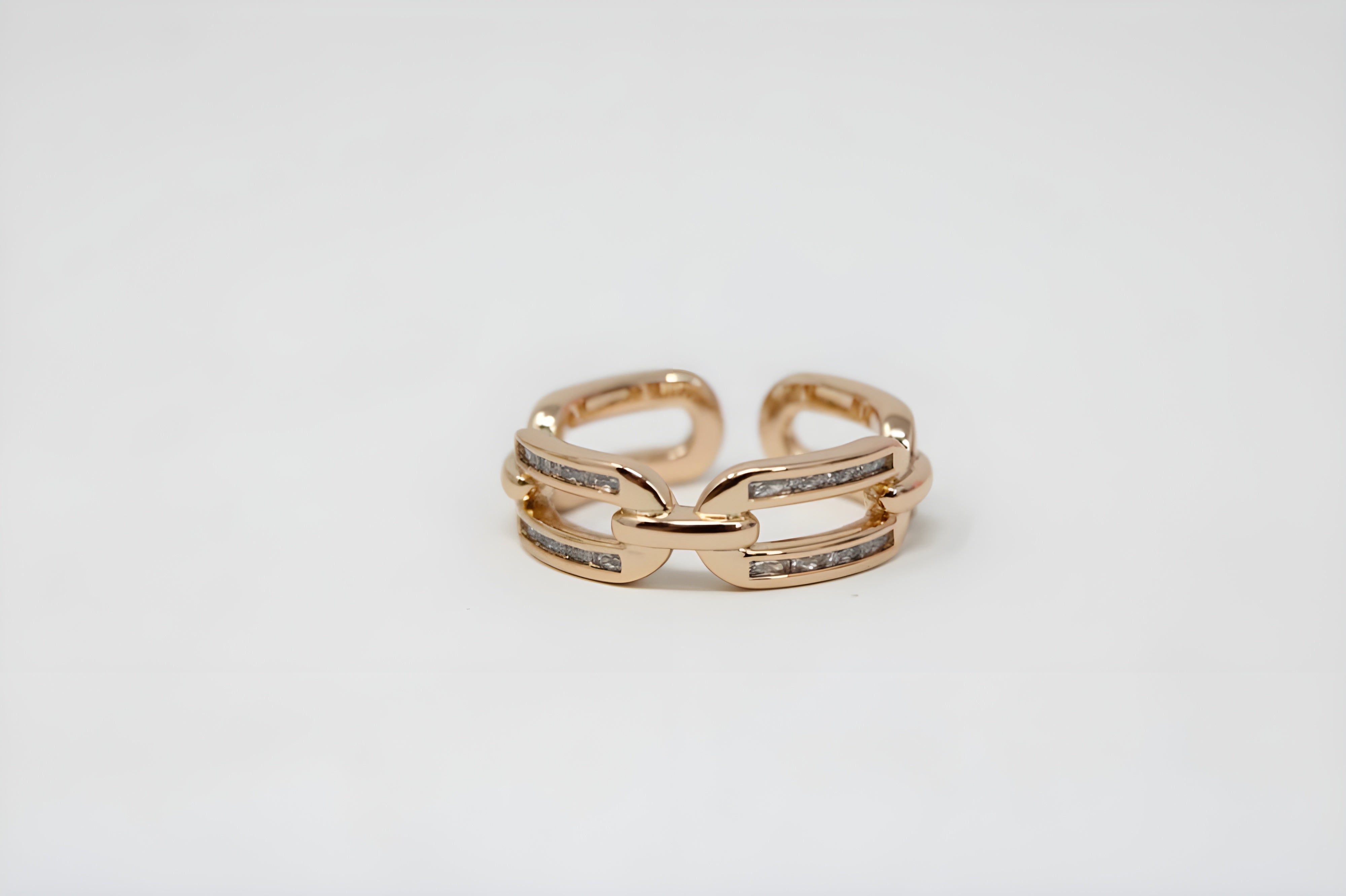 Golden Linked Elegance Ring