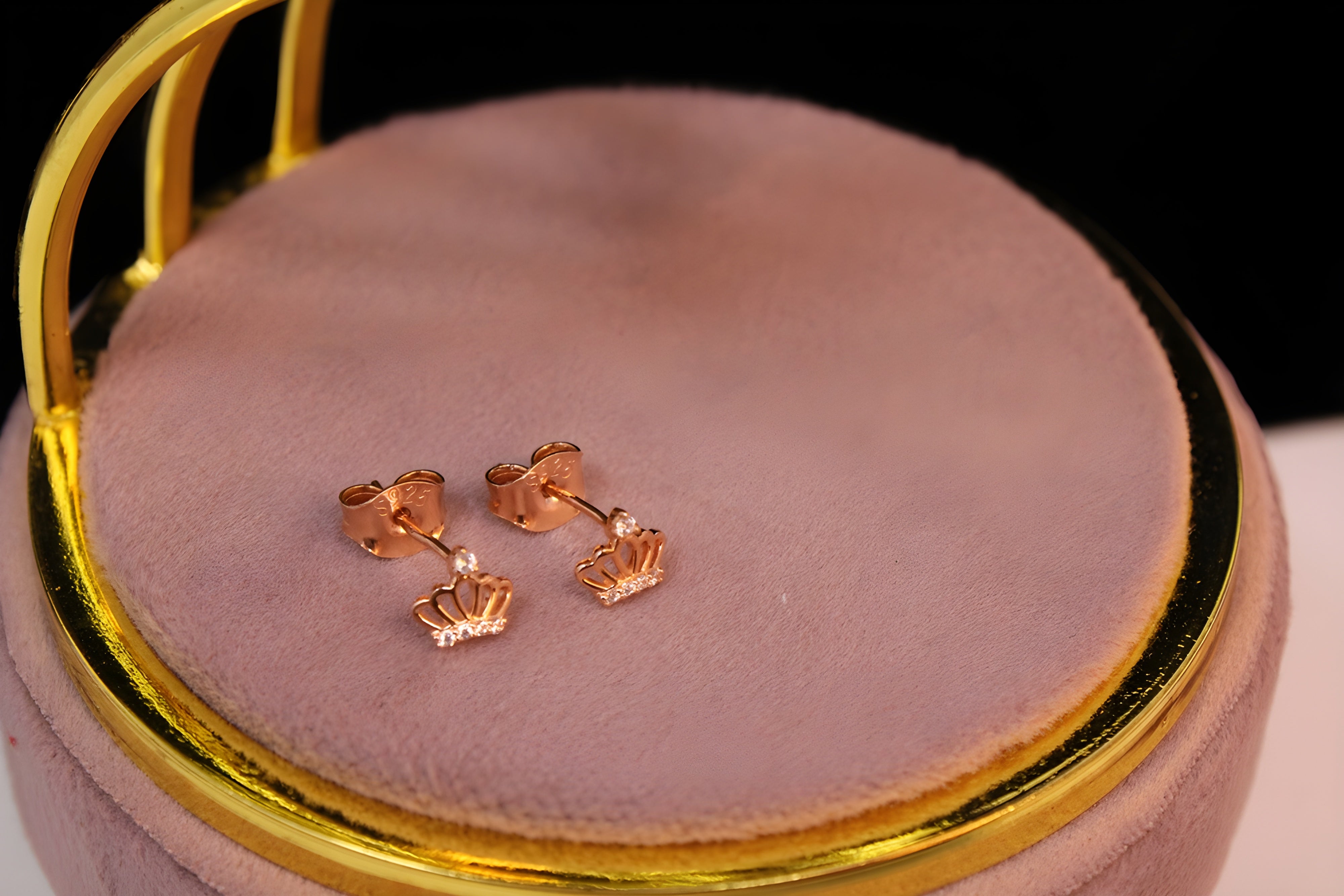 Whispering Silver Charisma Earrings