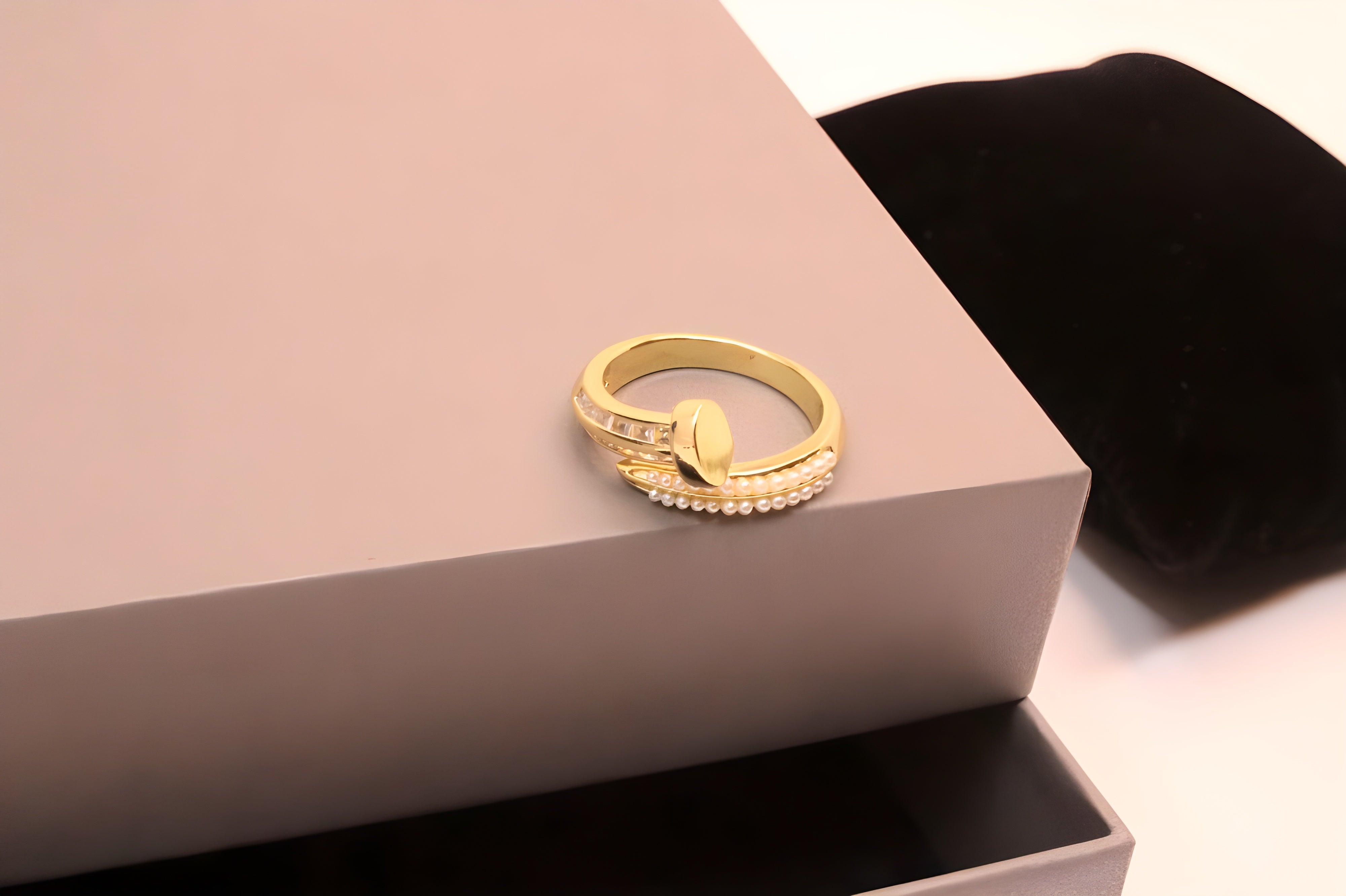 Blossom Bauble Loop Ring