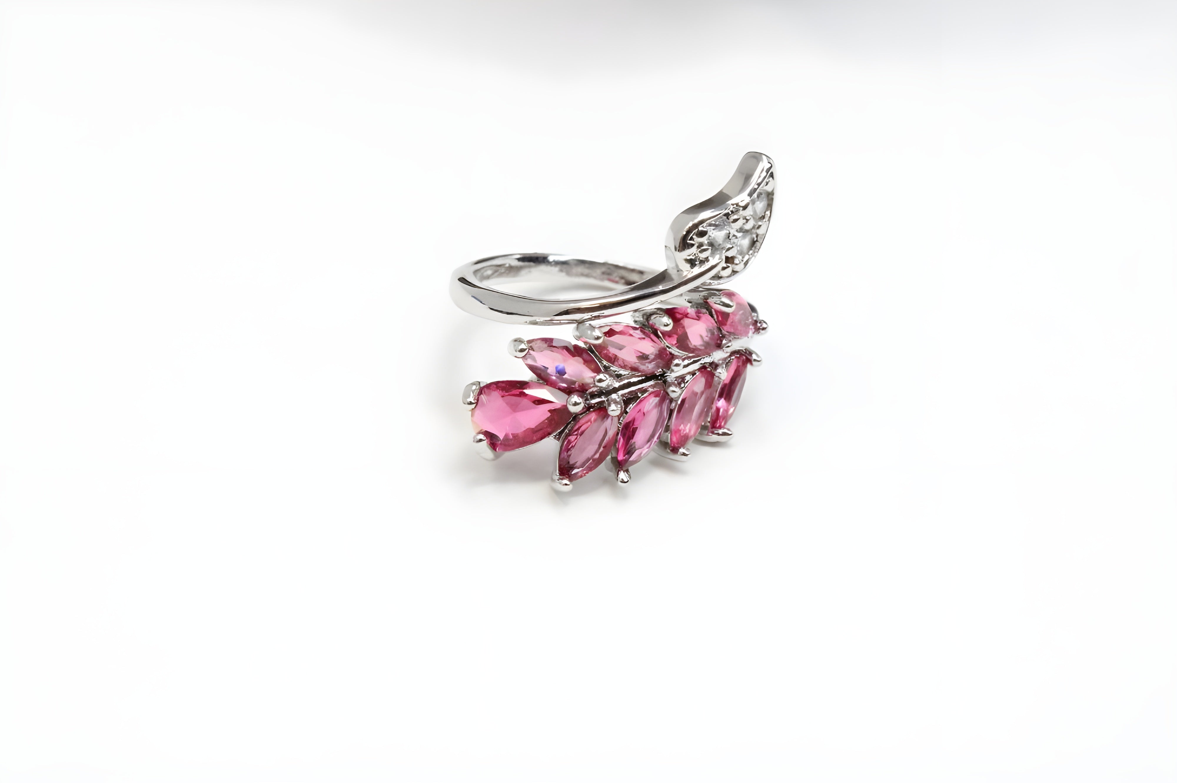 Crimson Leaf Artificial Diamond Ring