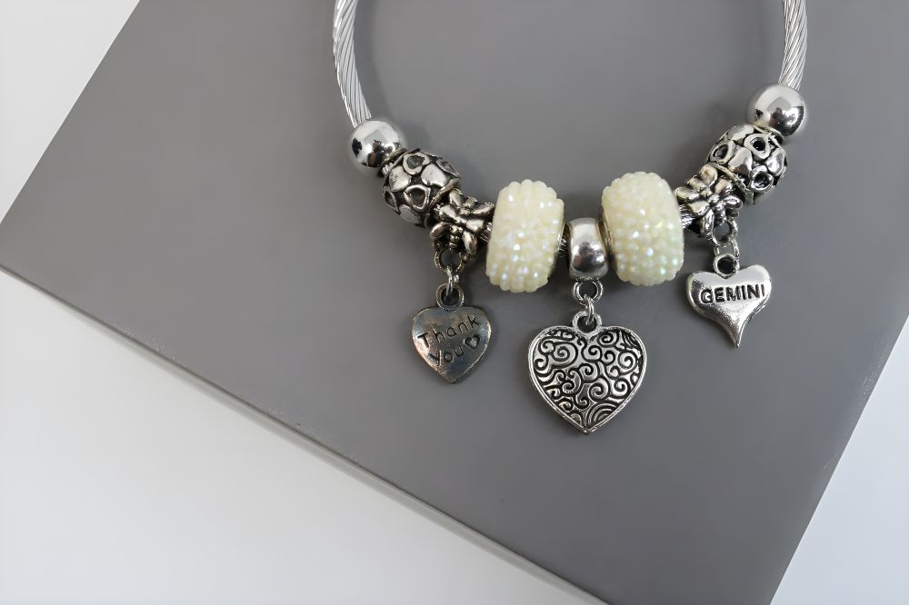 Heart Shaped Ethereal Bracelet