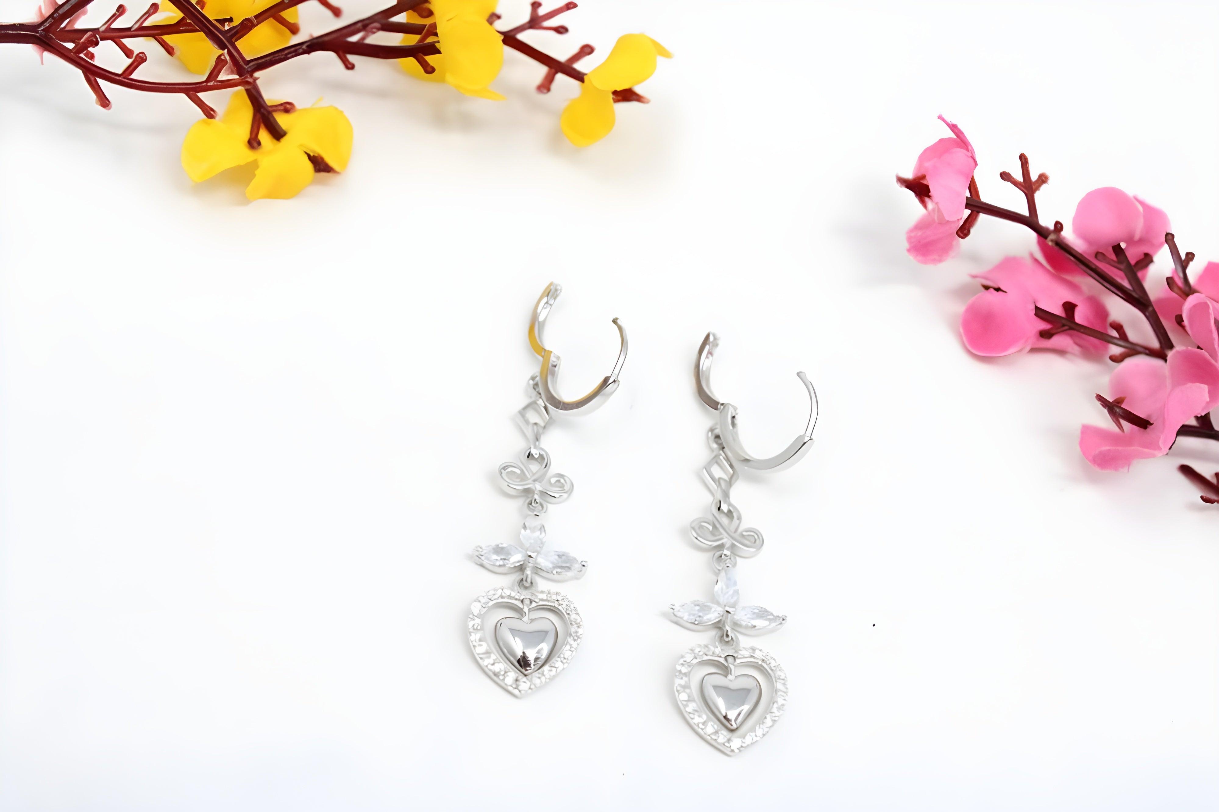 Radiant Aura Silver Elegance Earrings