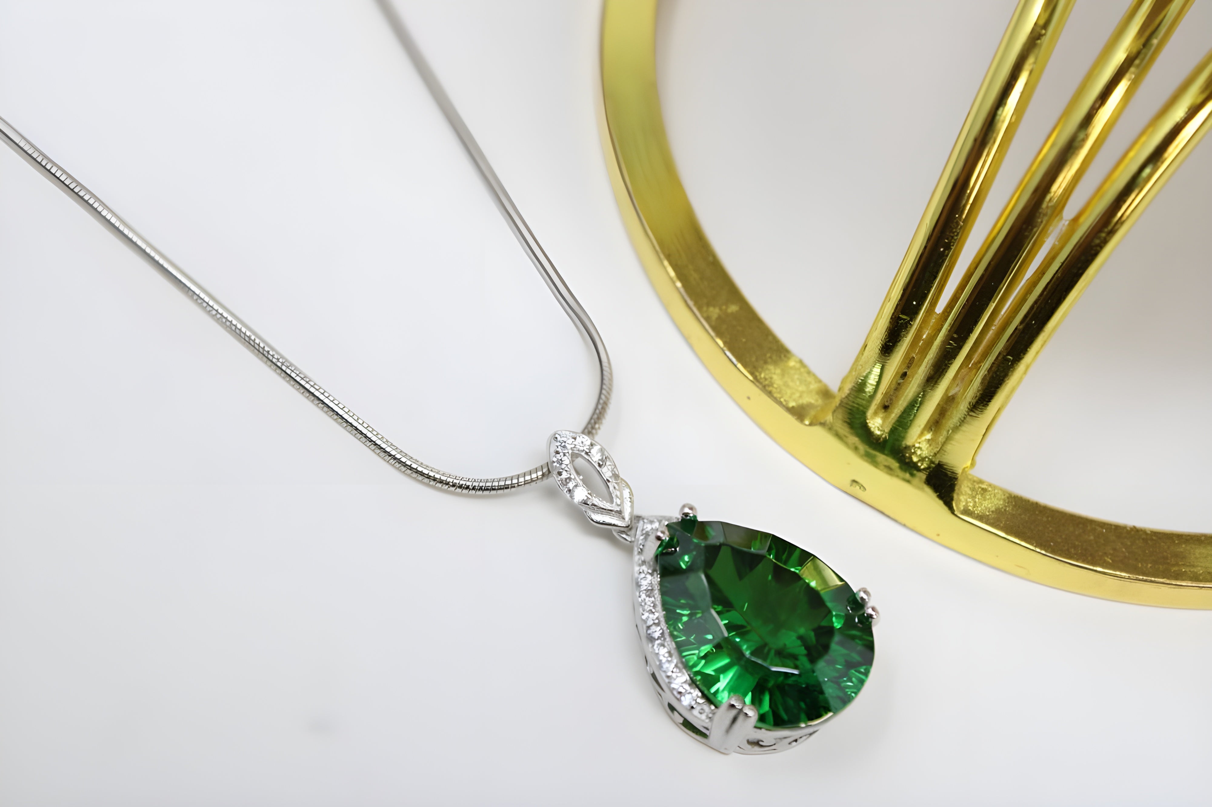 Emerald Allure Teardrop Pendant with VeeLux Crystal Accents