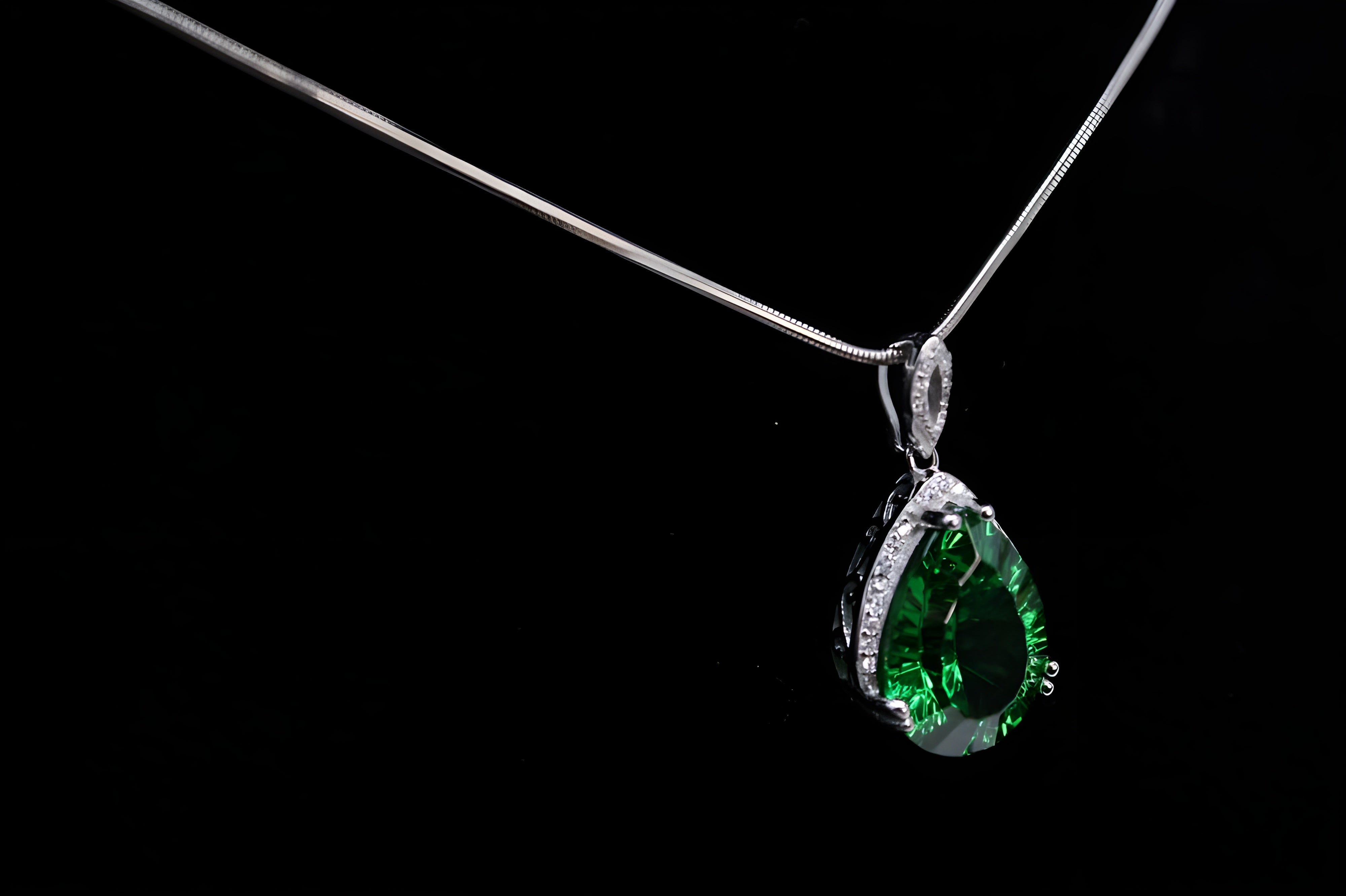 Emerald Allure Teardrop Pendant with VeeLux Crystal Accents