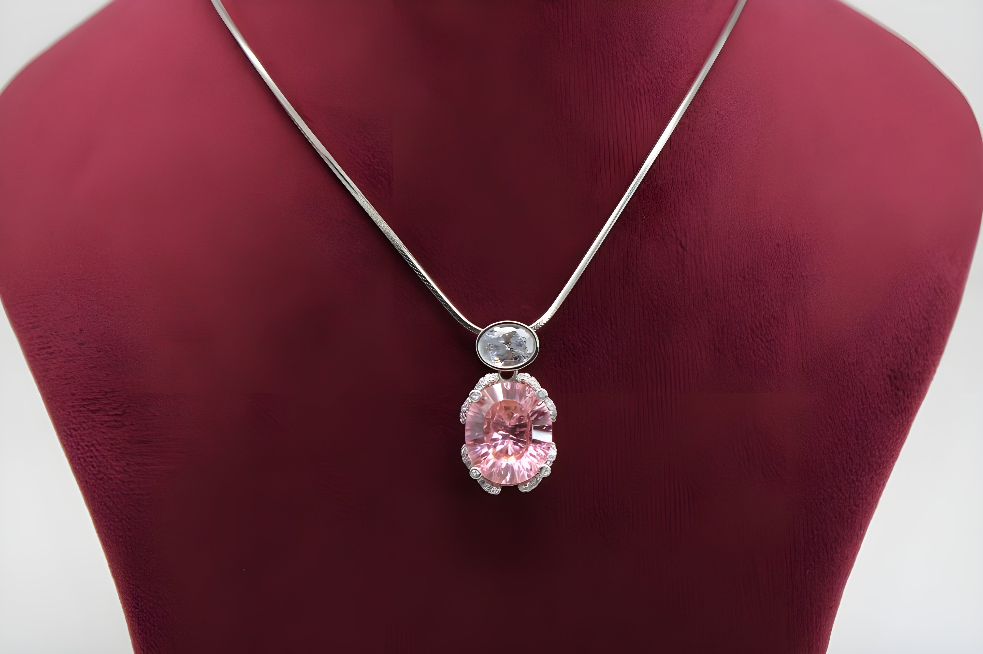 VeeLux Premium Crystal Twirl Pendant