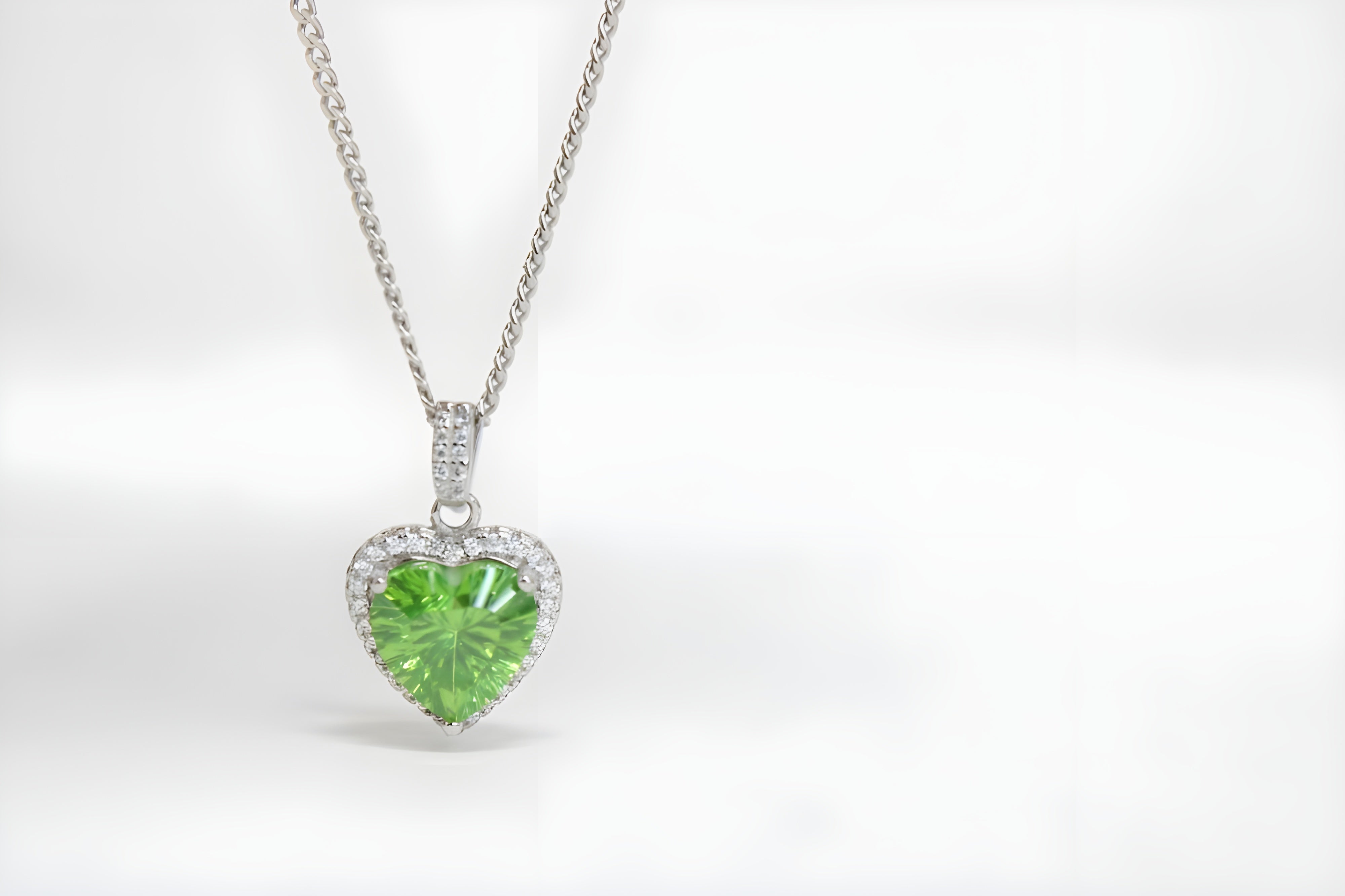 VeeLux Enchanted Green Heart Crystal Necklace