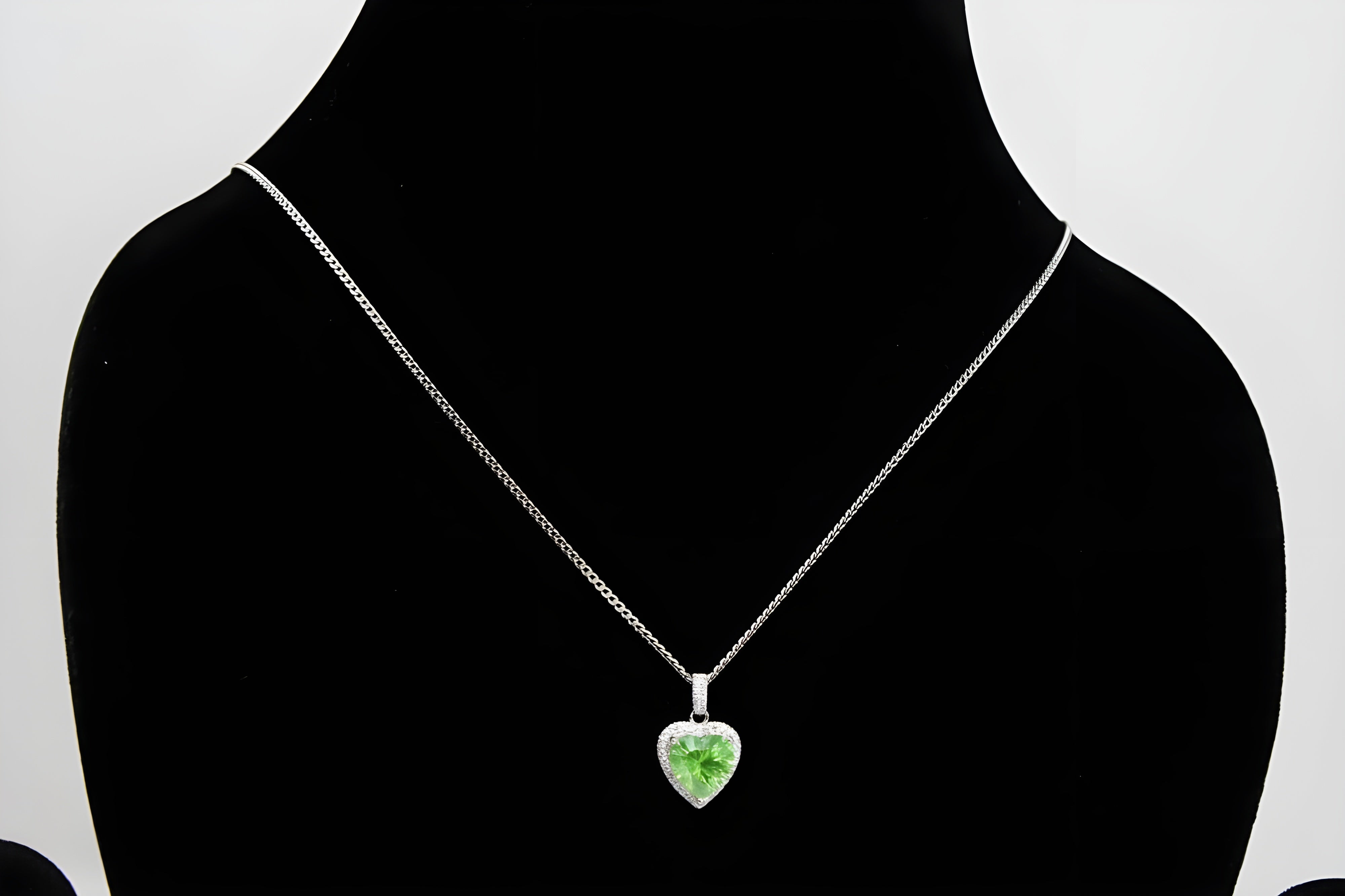 VeeLux Enchanted Green Heart Crystal Necklace