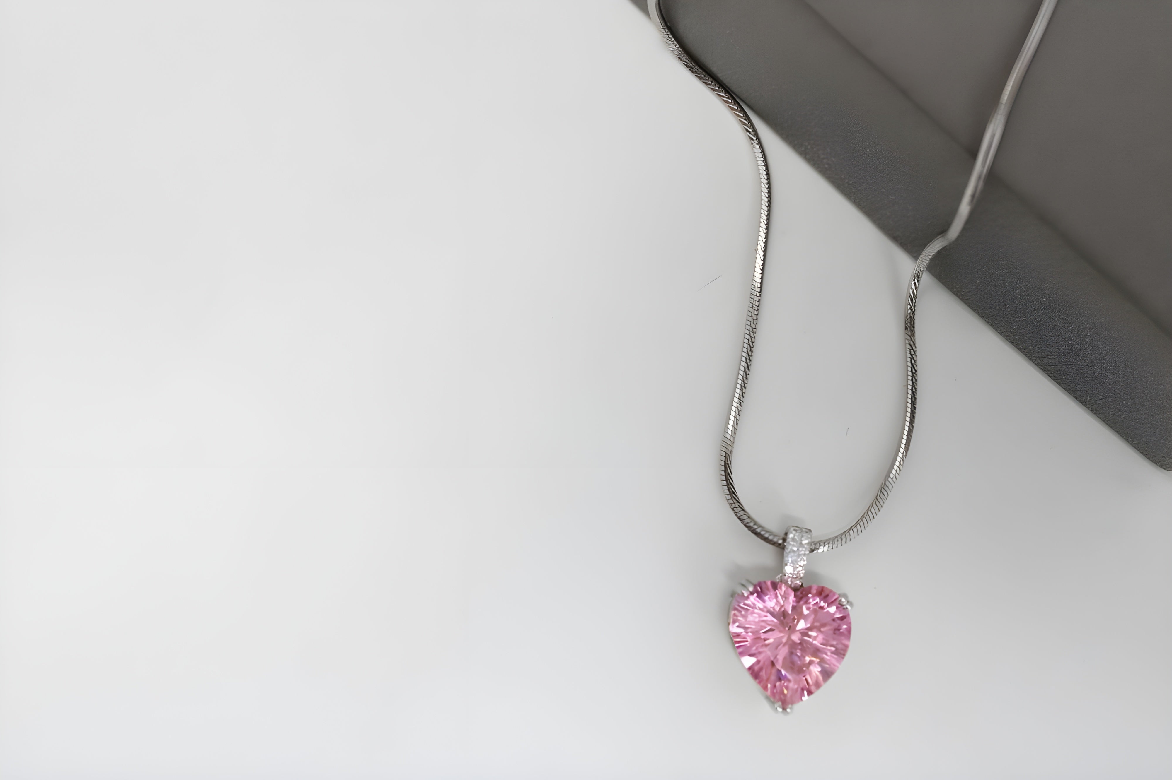 VeeLux Rose Dew Teardrop Pendant Necklace