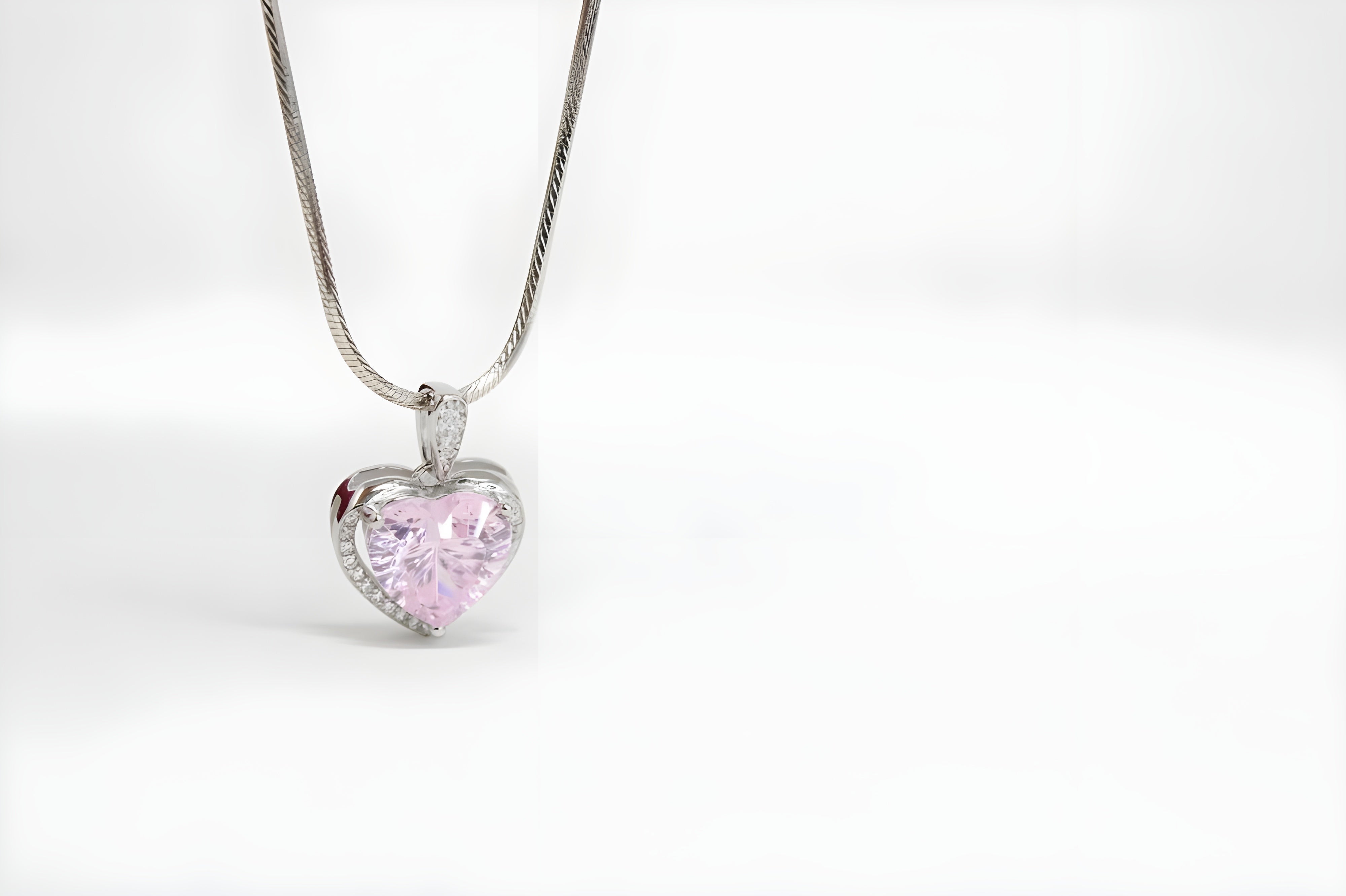 VeeLux Premium Crystal Pink Heart Halo Necklace