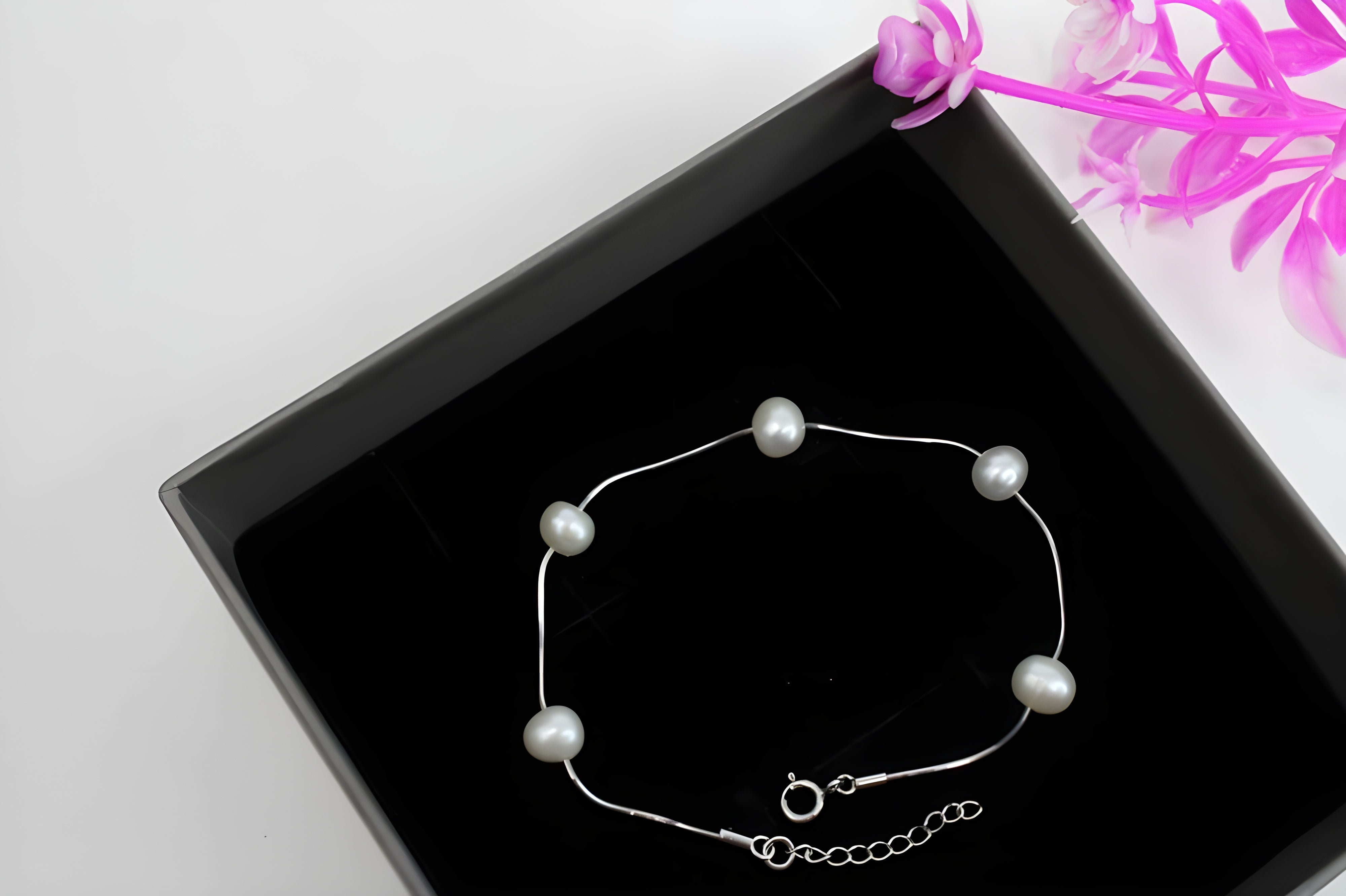 Sterling Silver VeeLux Premium Crystal White Pearl Elegance Petite Bracelet