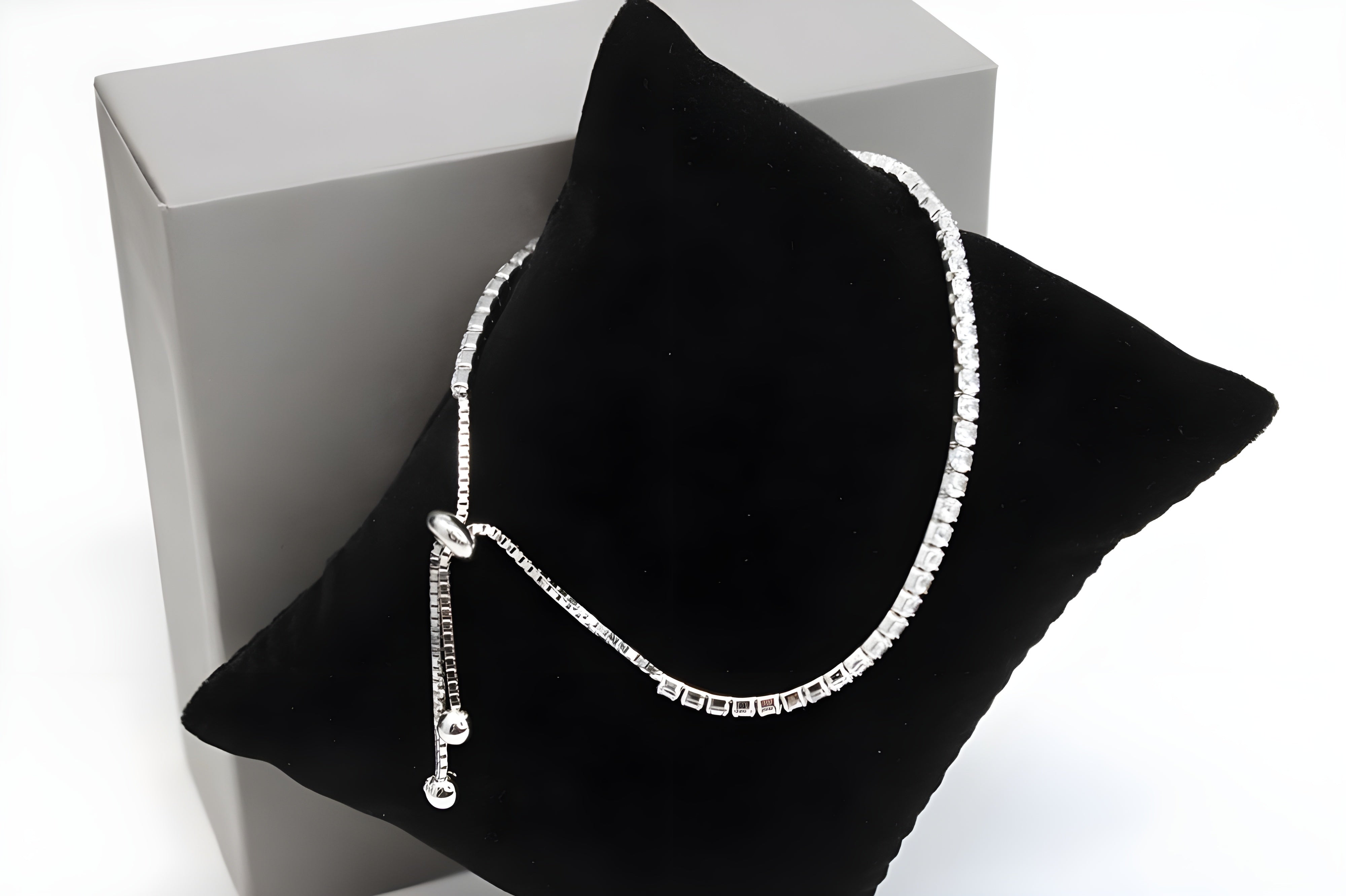 Sterling Silver Swarovski Crystal Shimmering Stone Elegance Bracelet