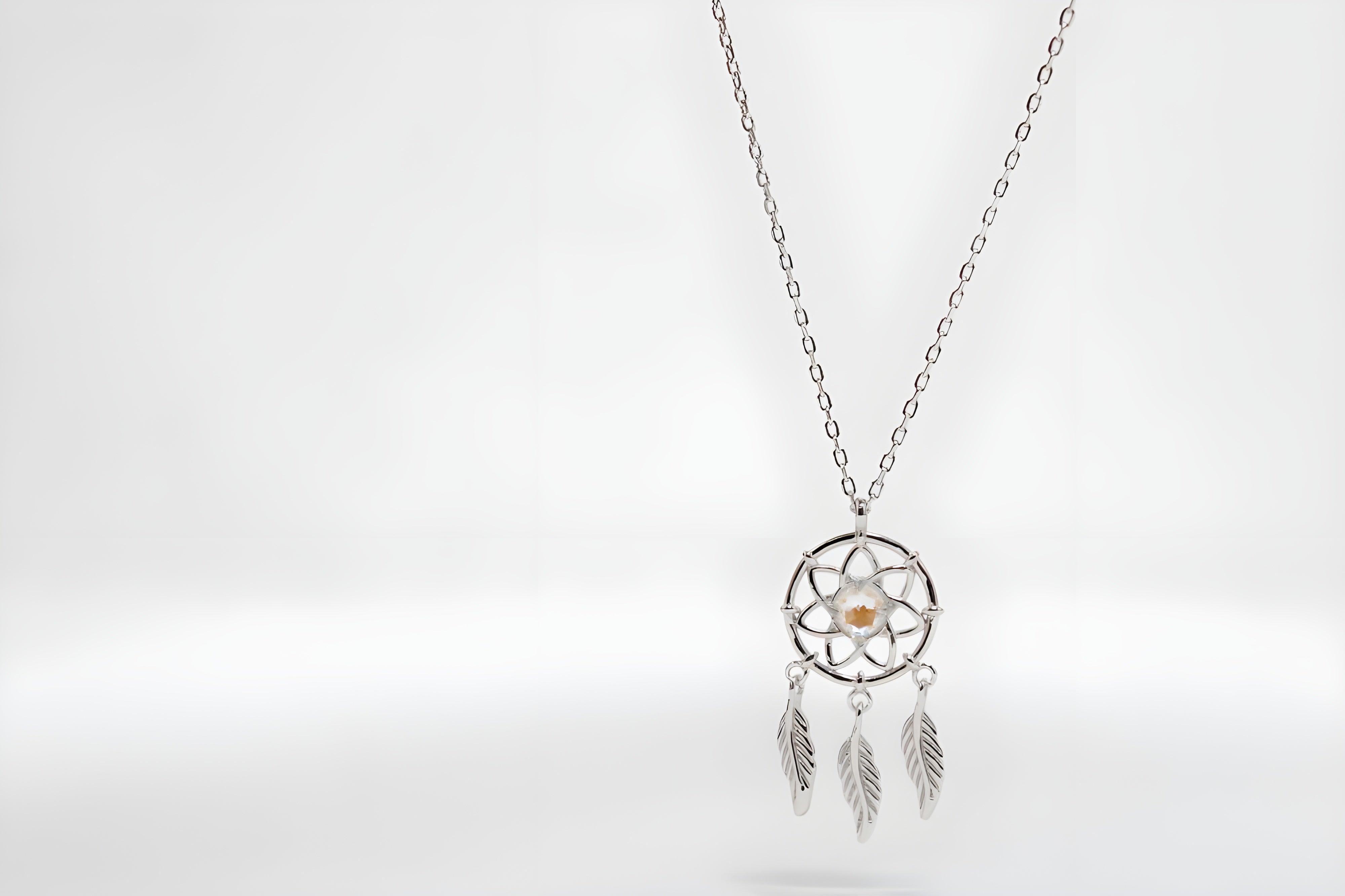 VeeLux Enchanted Dreamcatcher Pendant Necklace