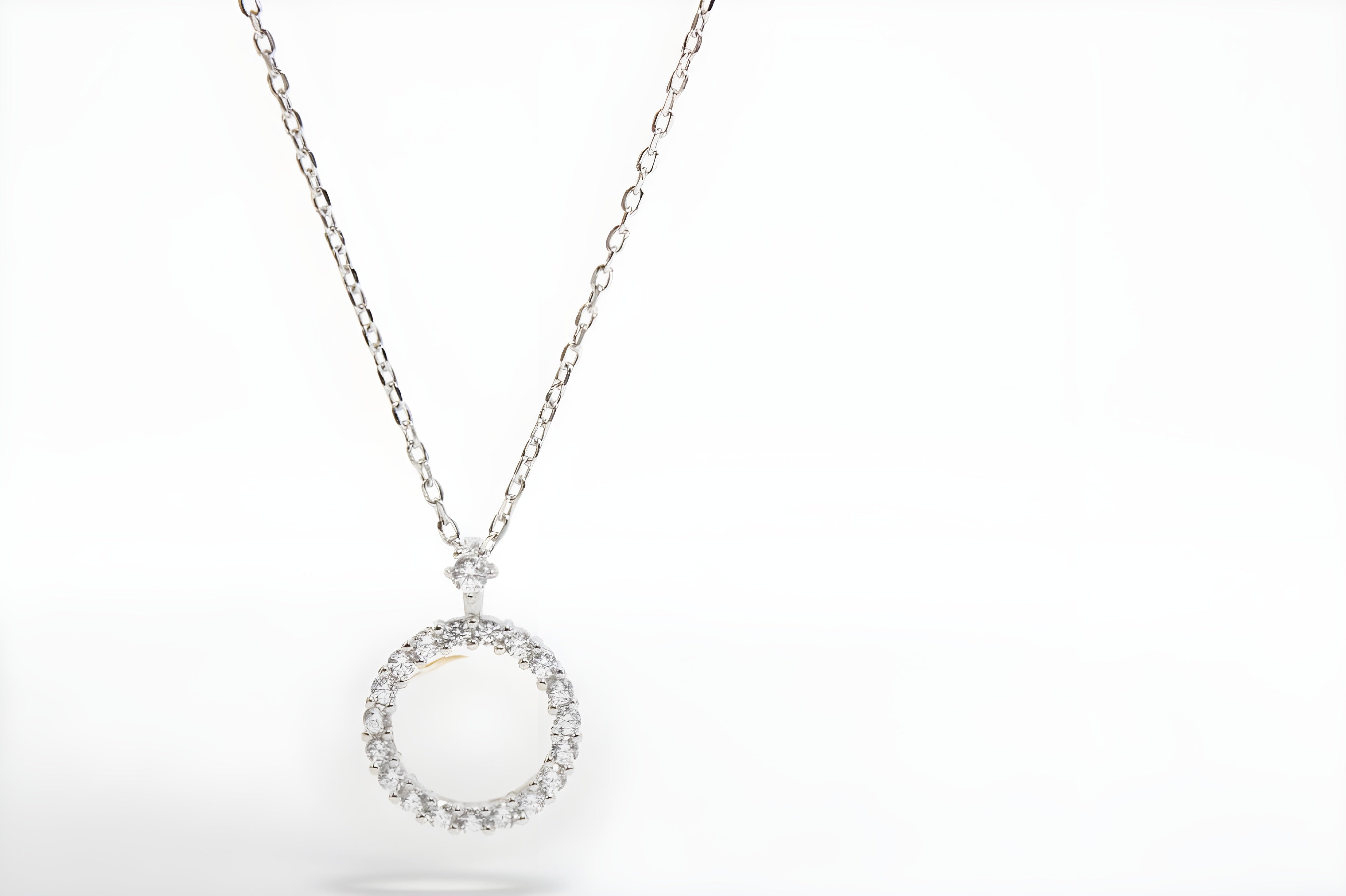 VeeLux Radiant Circle Crystal Pendant