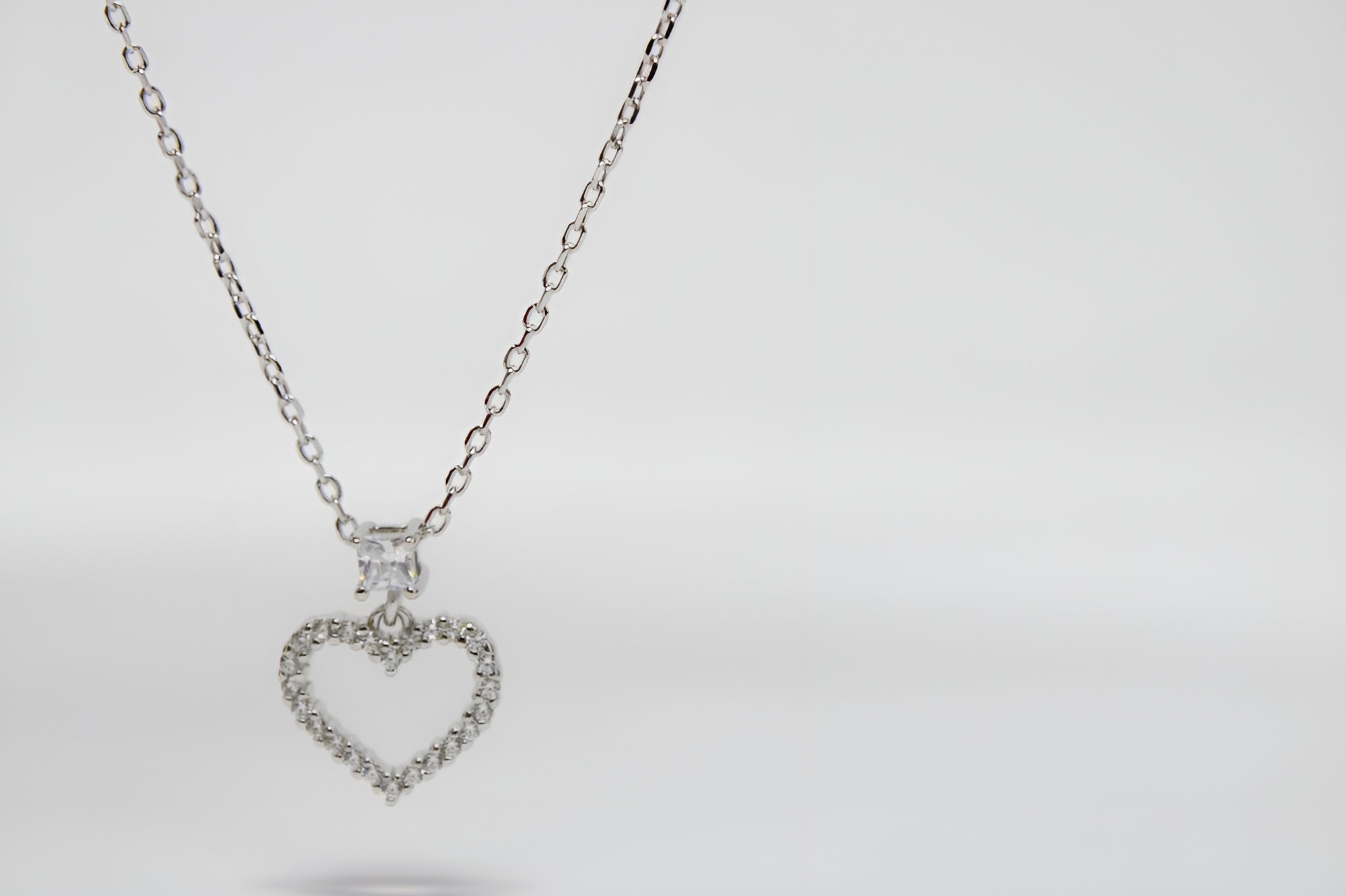 VeeLux Heart of Diamonds Pendant Necklace