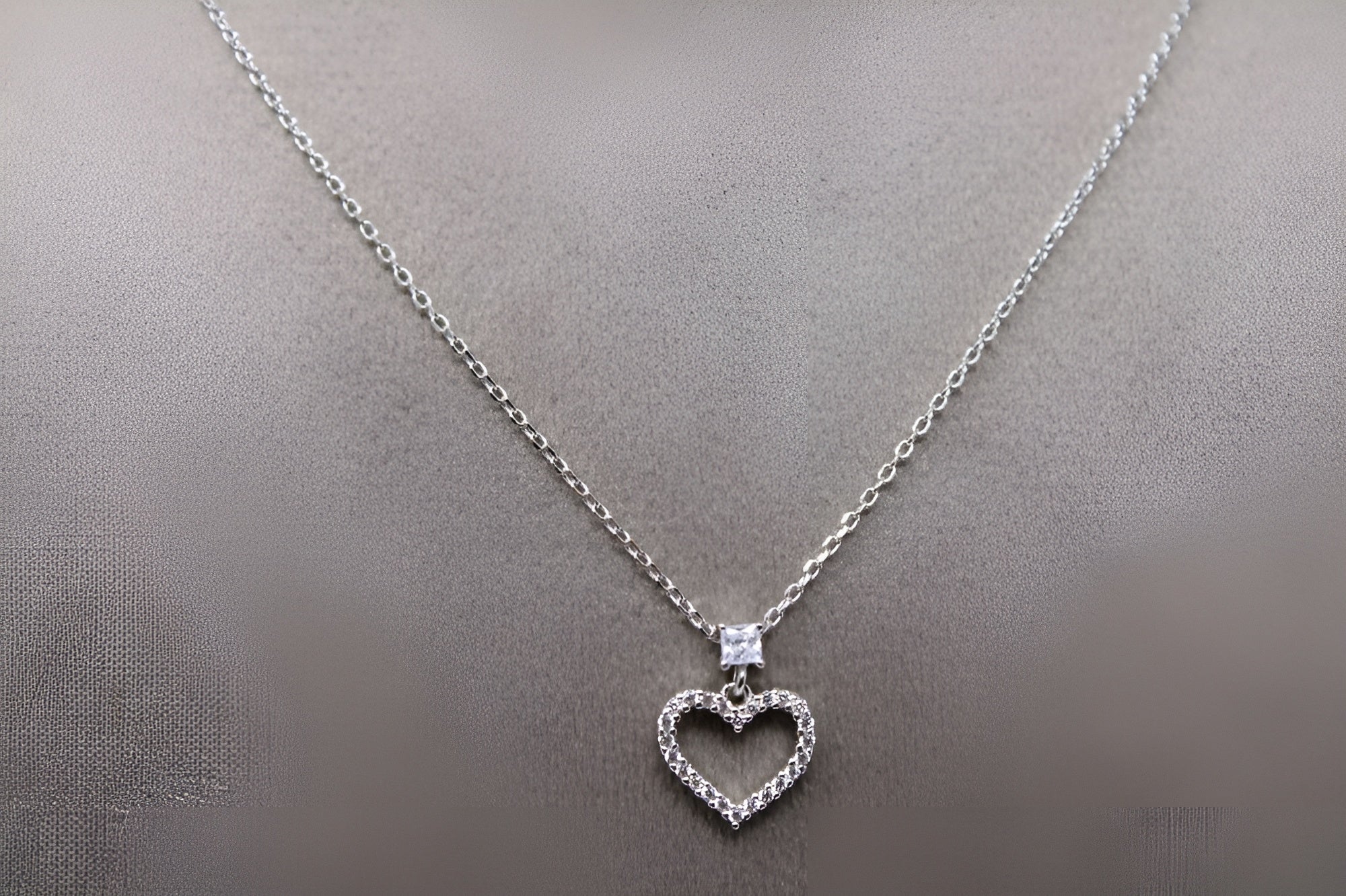 VeeLux Heart of Diamonds Pendant Necklace