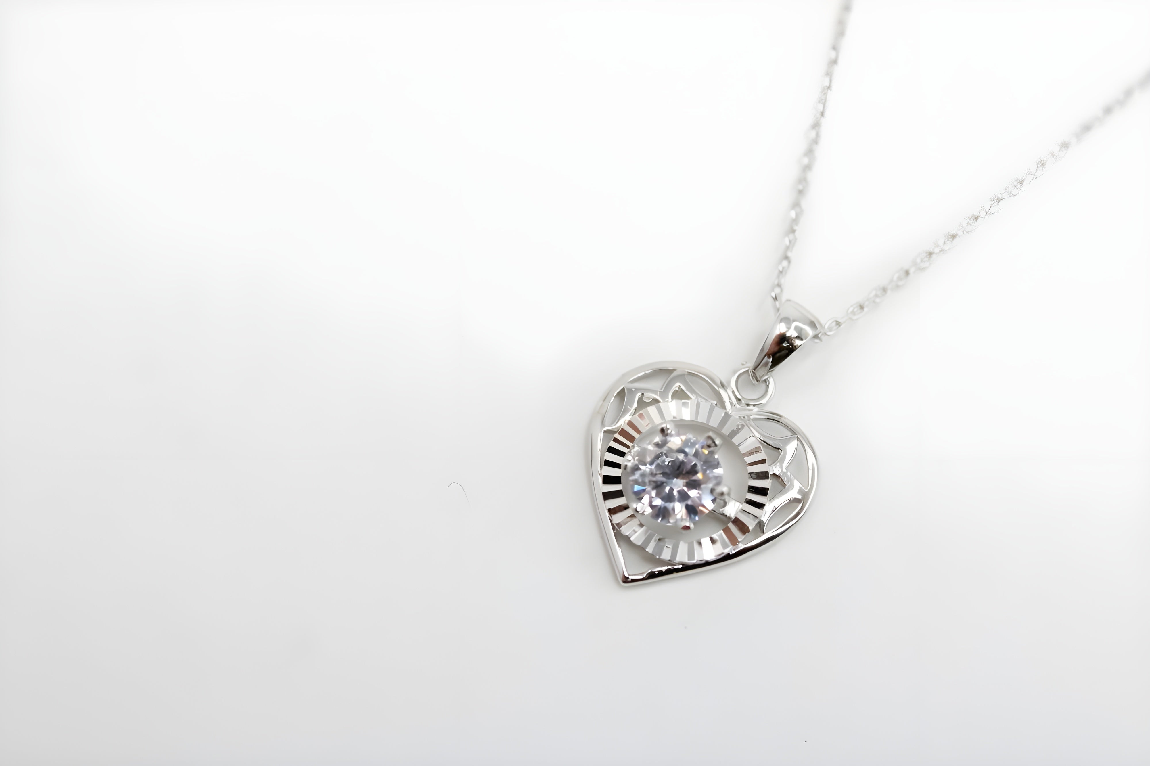 Enchanting Heart-Shaped VeeLux Premium Crystal Necklace