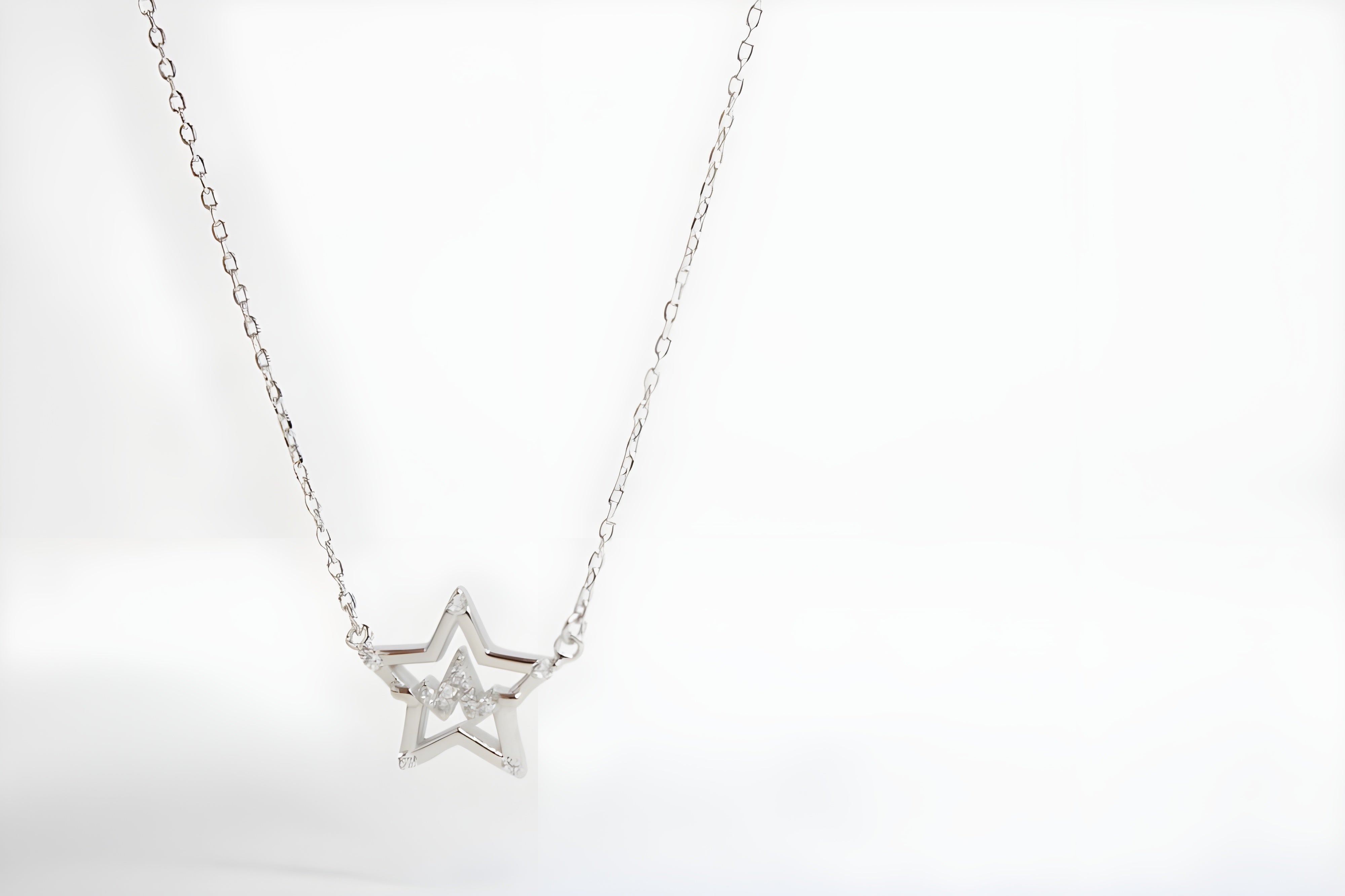 Twinkling Star VeeLux Crystal Necklace with Trace Chain