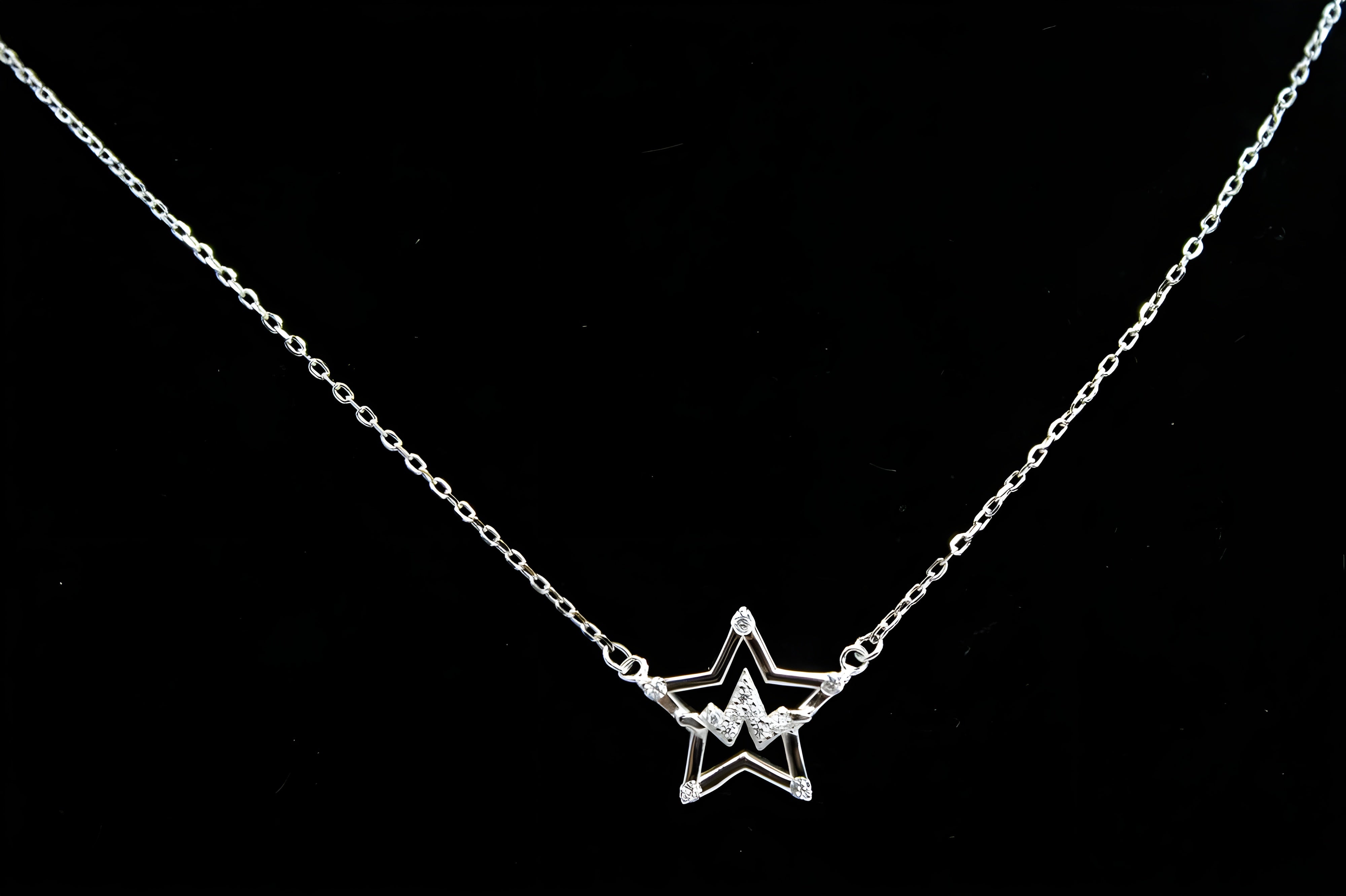 Twinkling Star VeeLux Crystal Necklace with Trace Chain