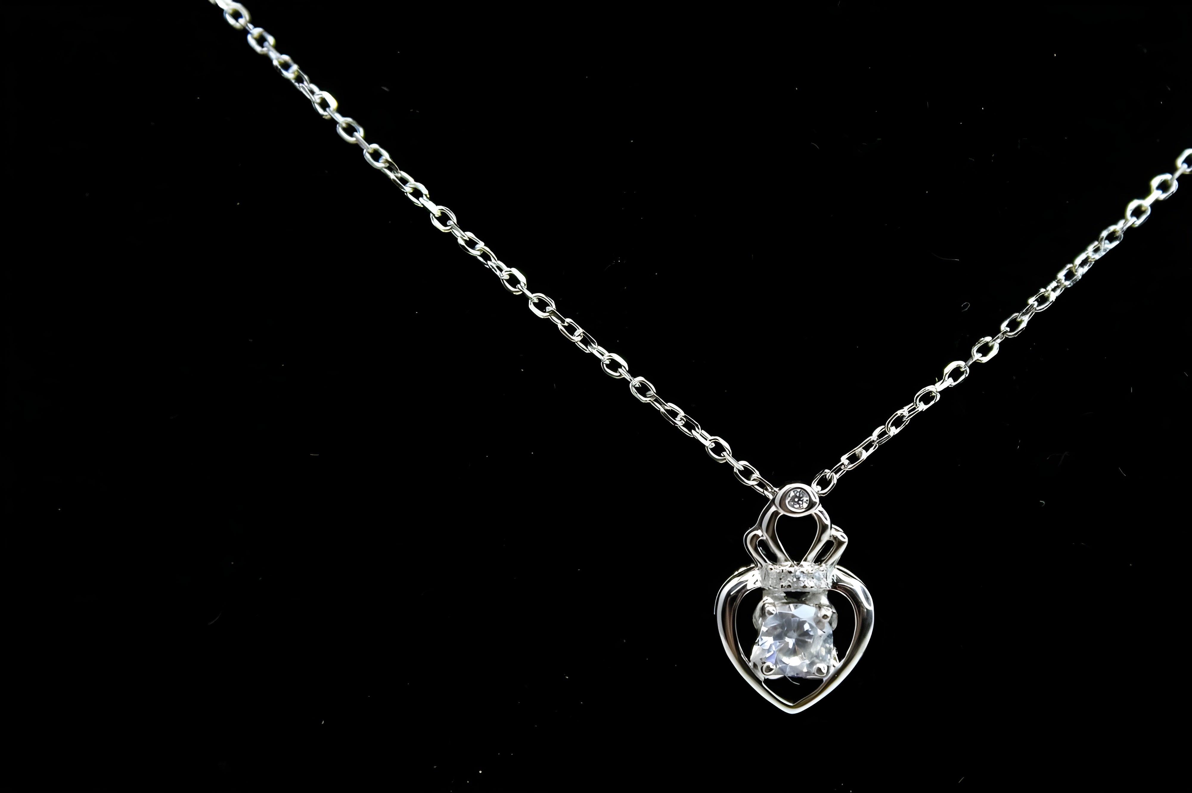 Sparkling Heart VeeLux Premium Crystal Silver Necklace