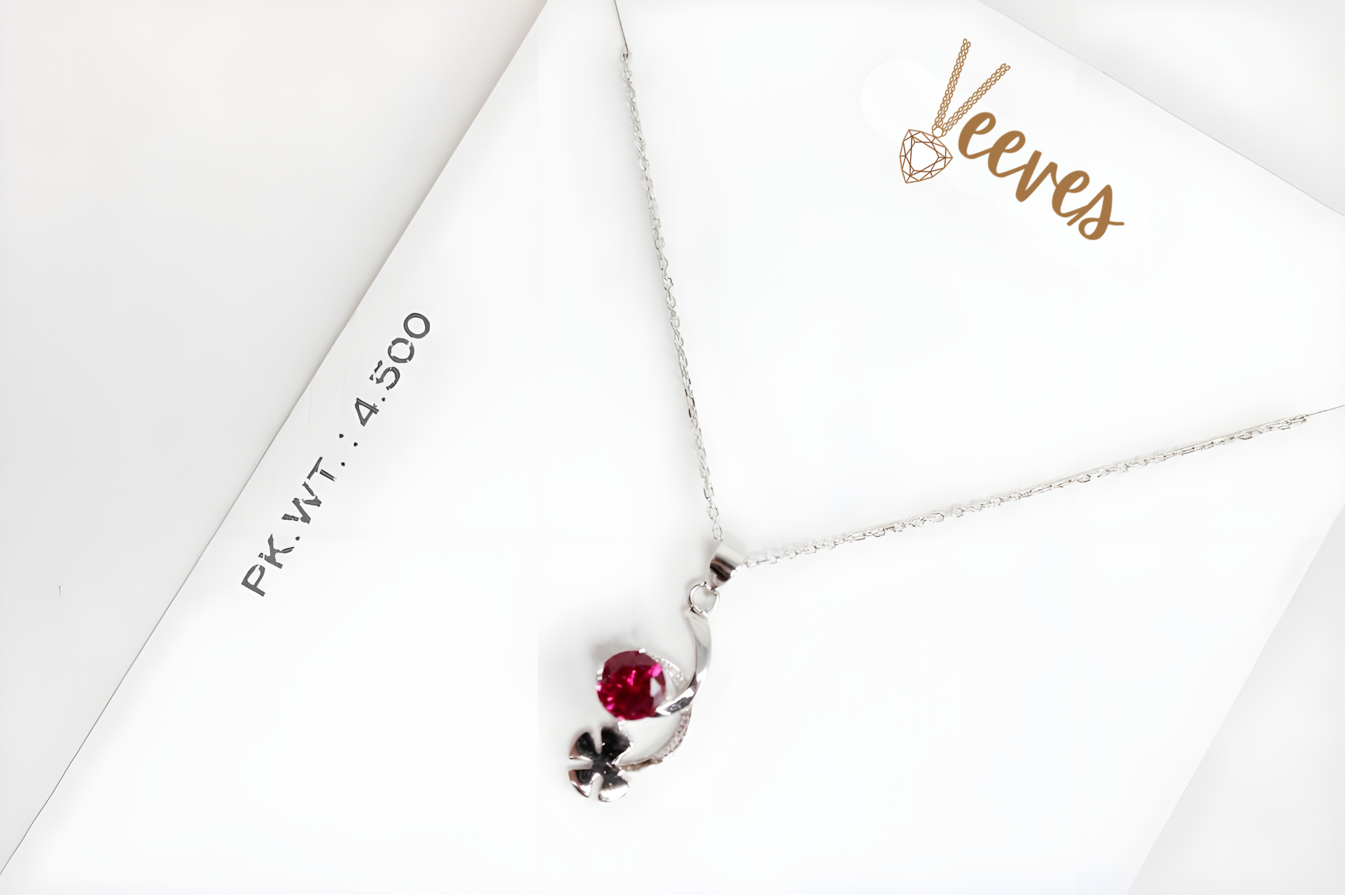 Lucky Clover Pendant with Round Crimson VeeLux Crystal