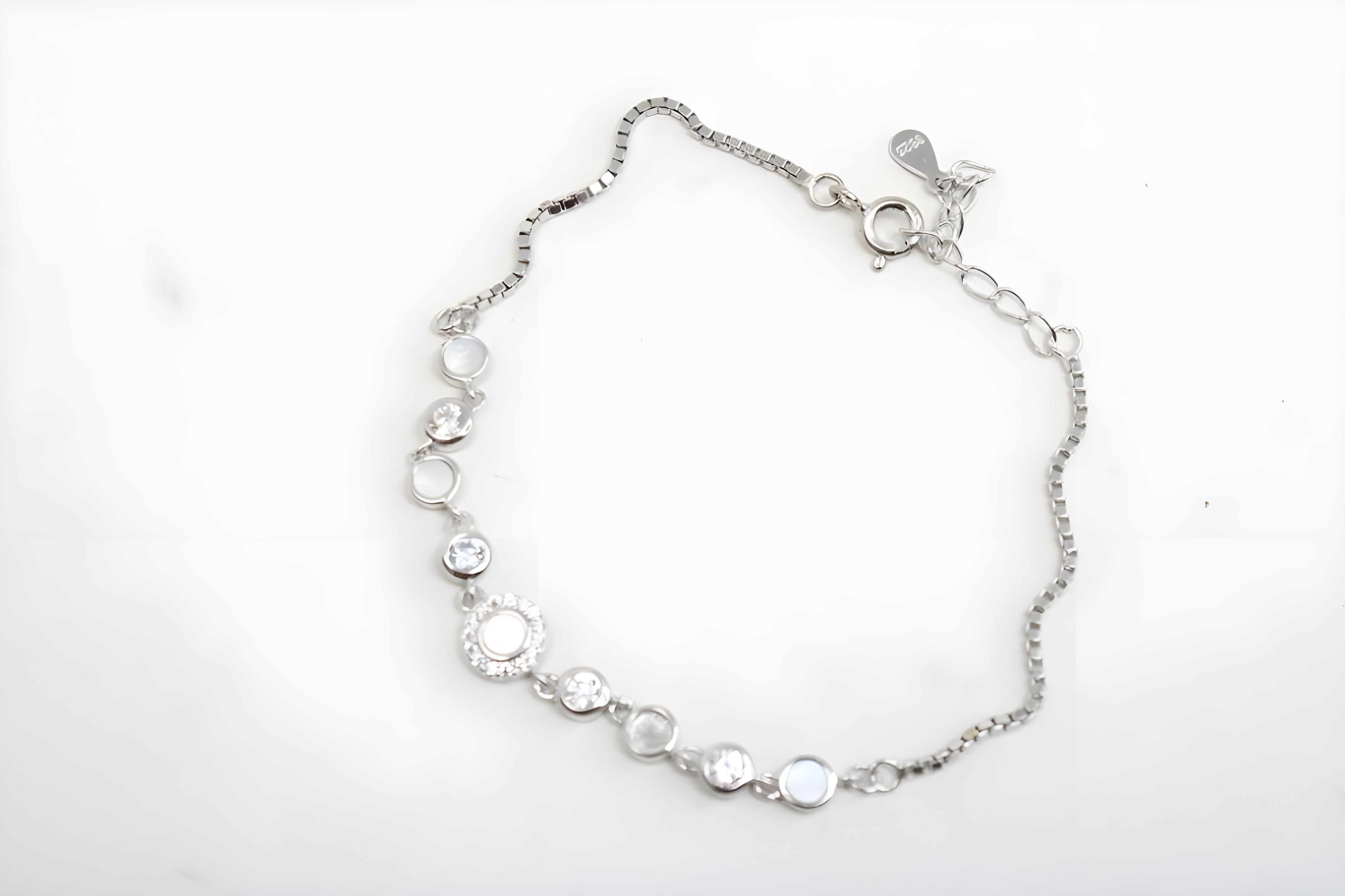 Sterling Silver VeeLux Premium Crystal Sleek Adorable Bracelet