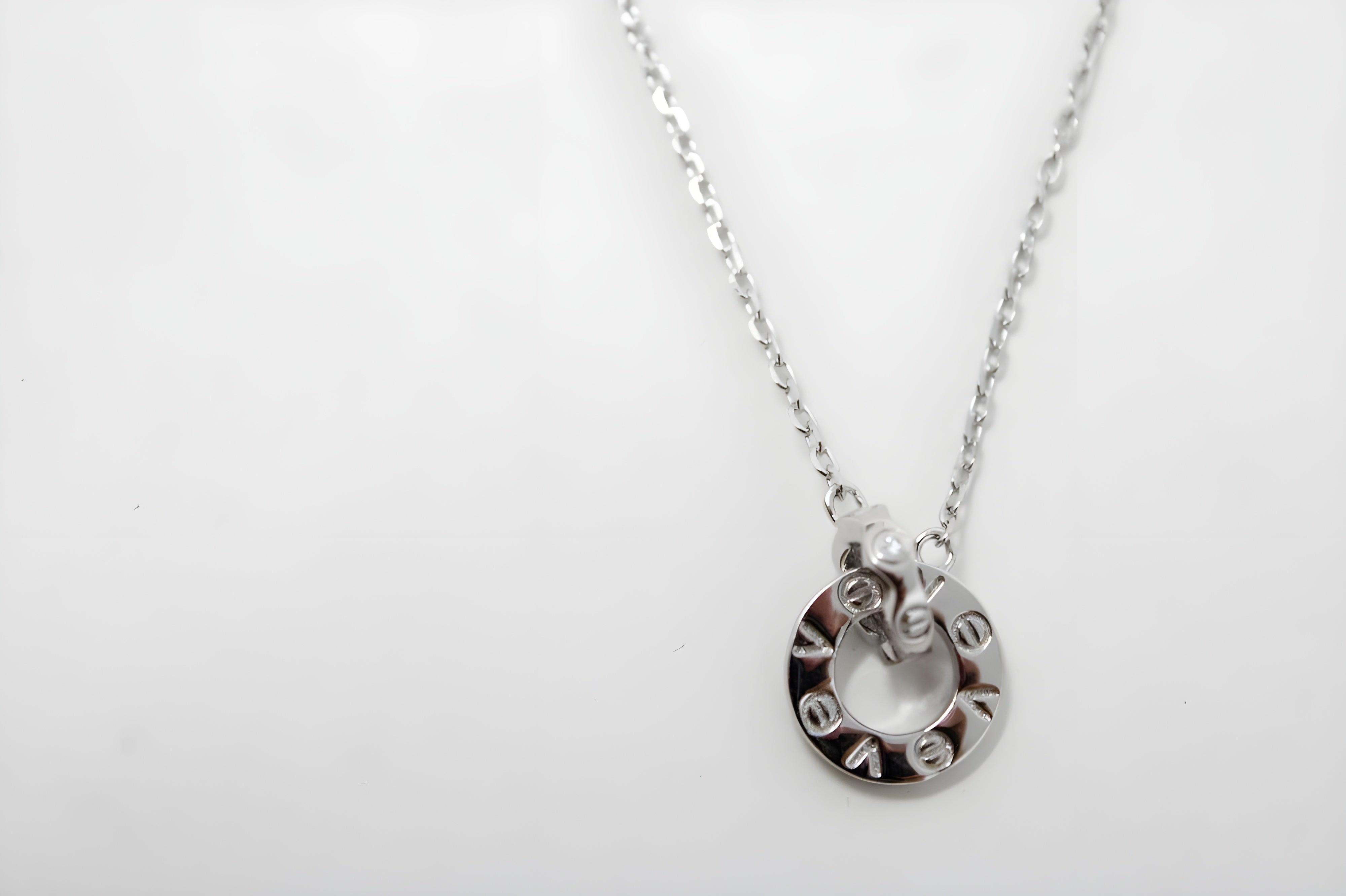 Stylish Silver Circle Pendant Engraved with LOVE