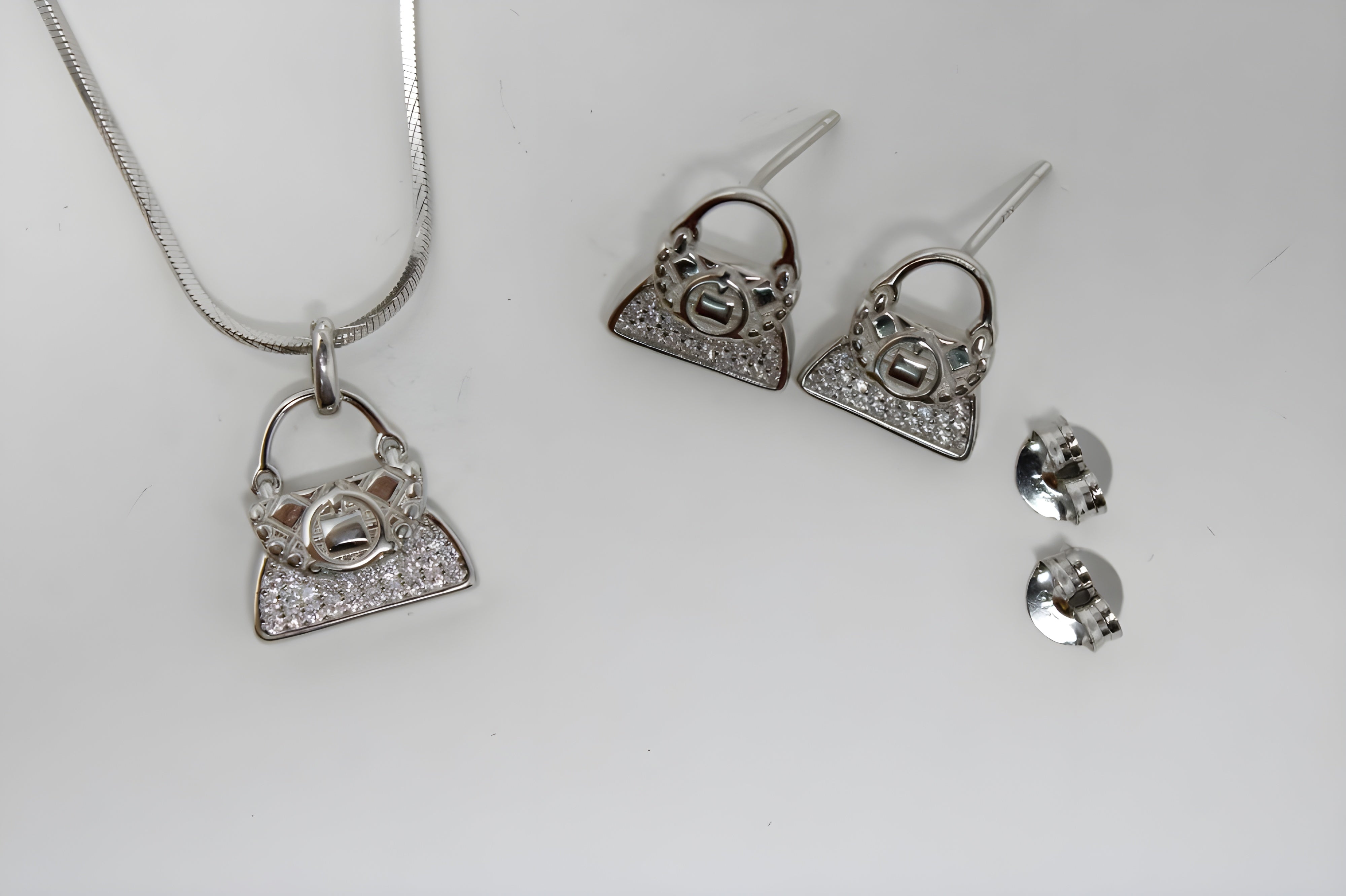 Chic VeeLux Premium Crystal Handbag Pendant and Earring Set