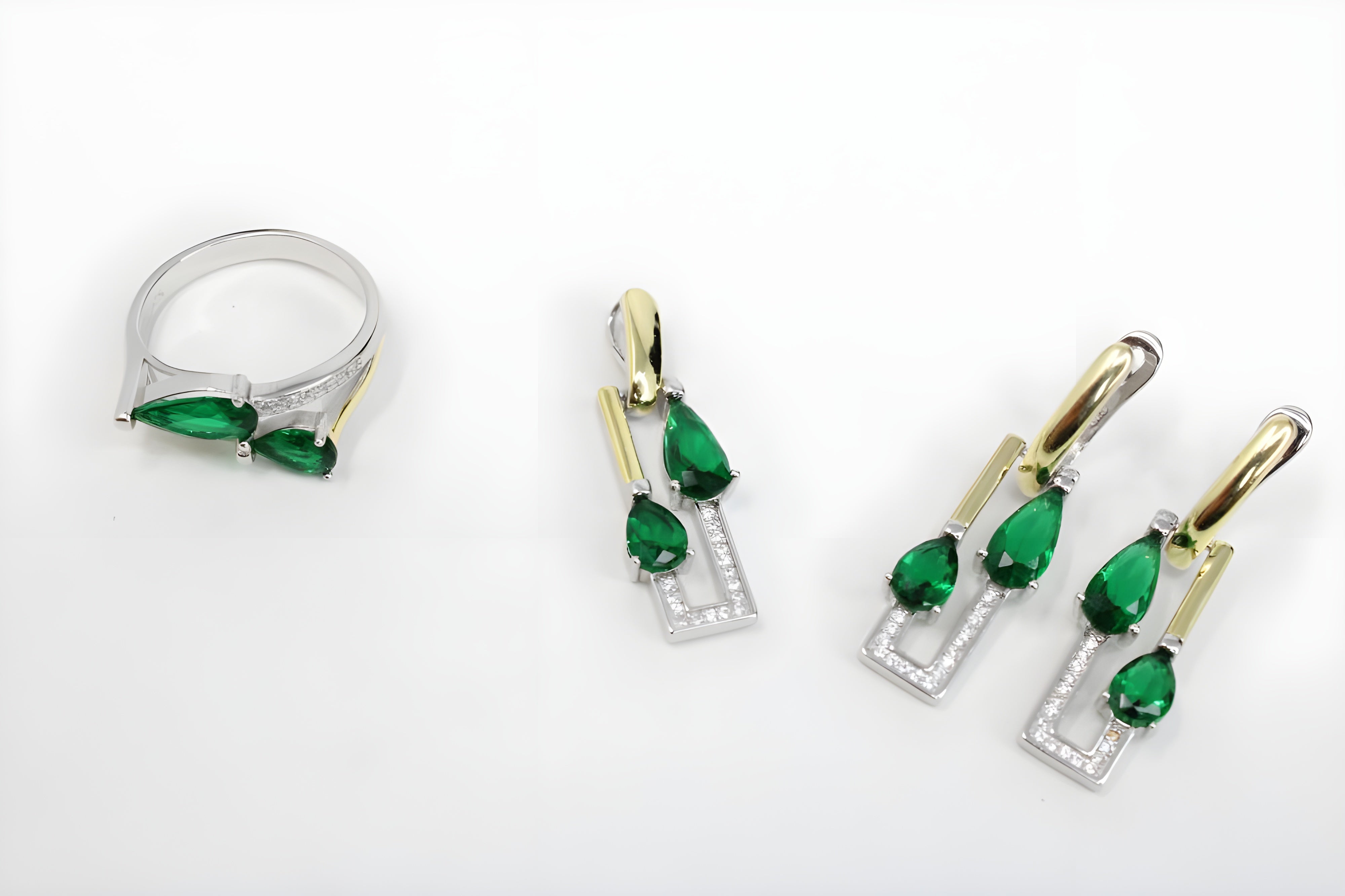 Emerald Deco Diamond Jewelry Set