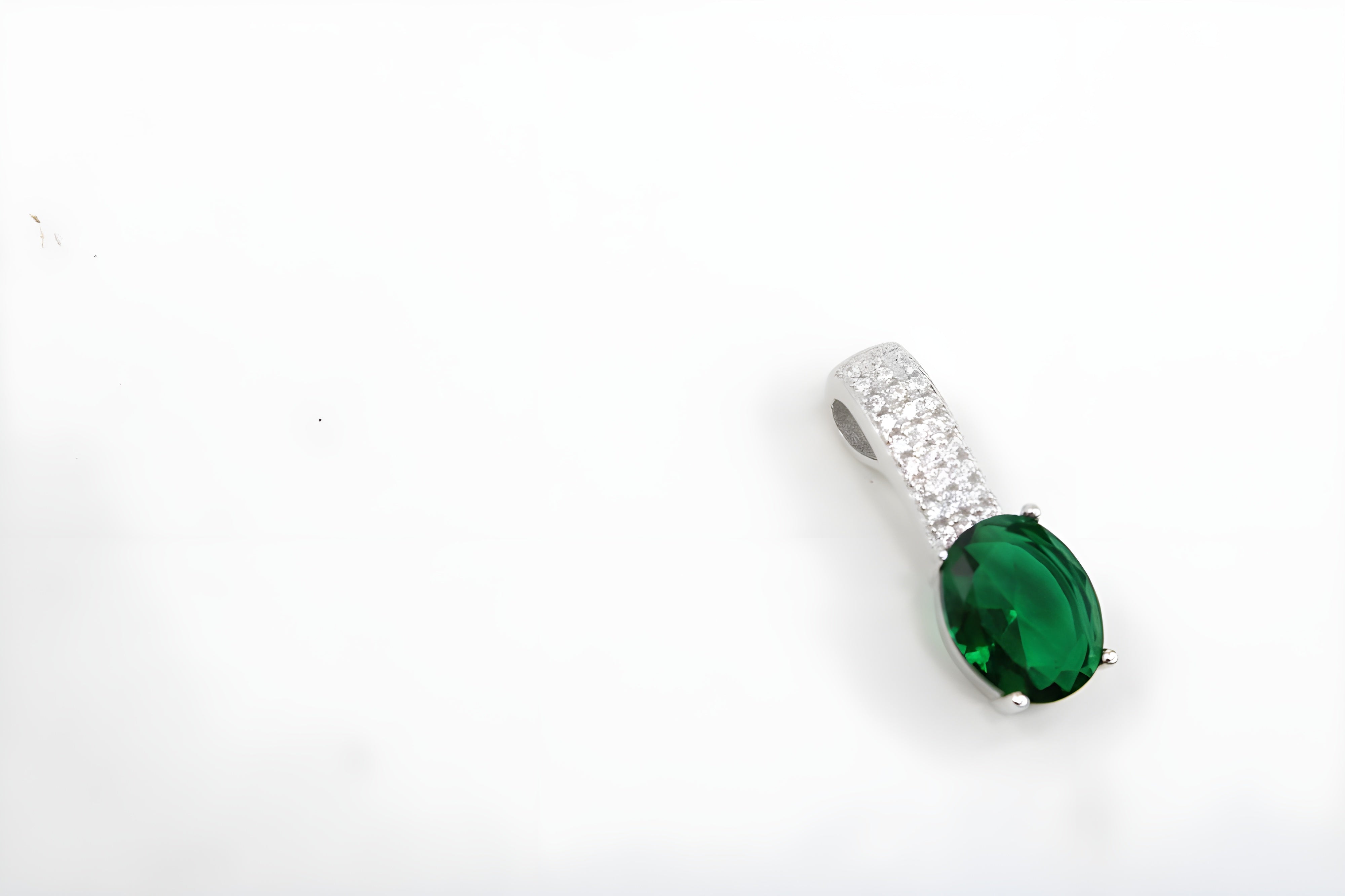 Emerald Embrace Diamond Pendent Set