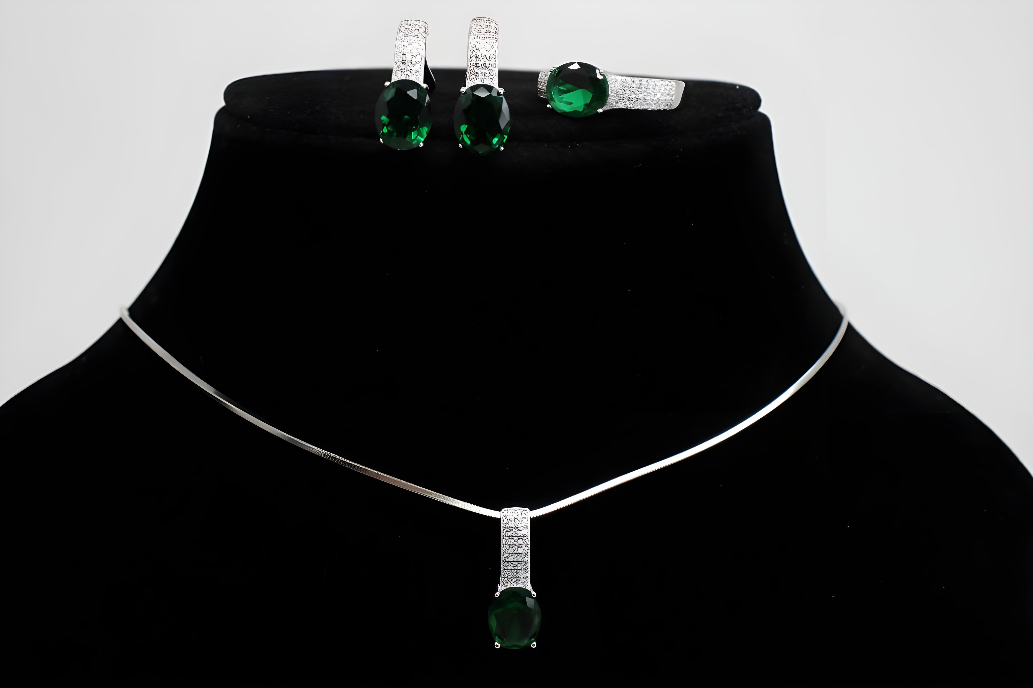 Emerald Embrace Diamond Pendent Set