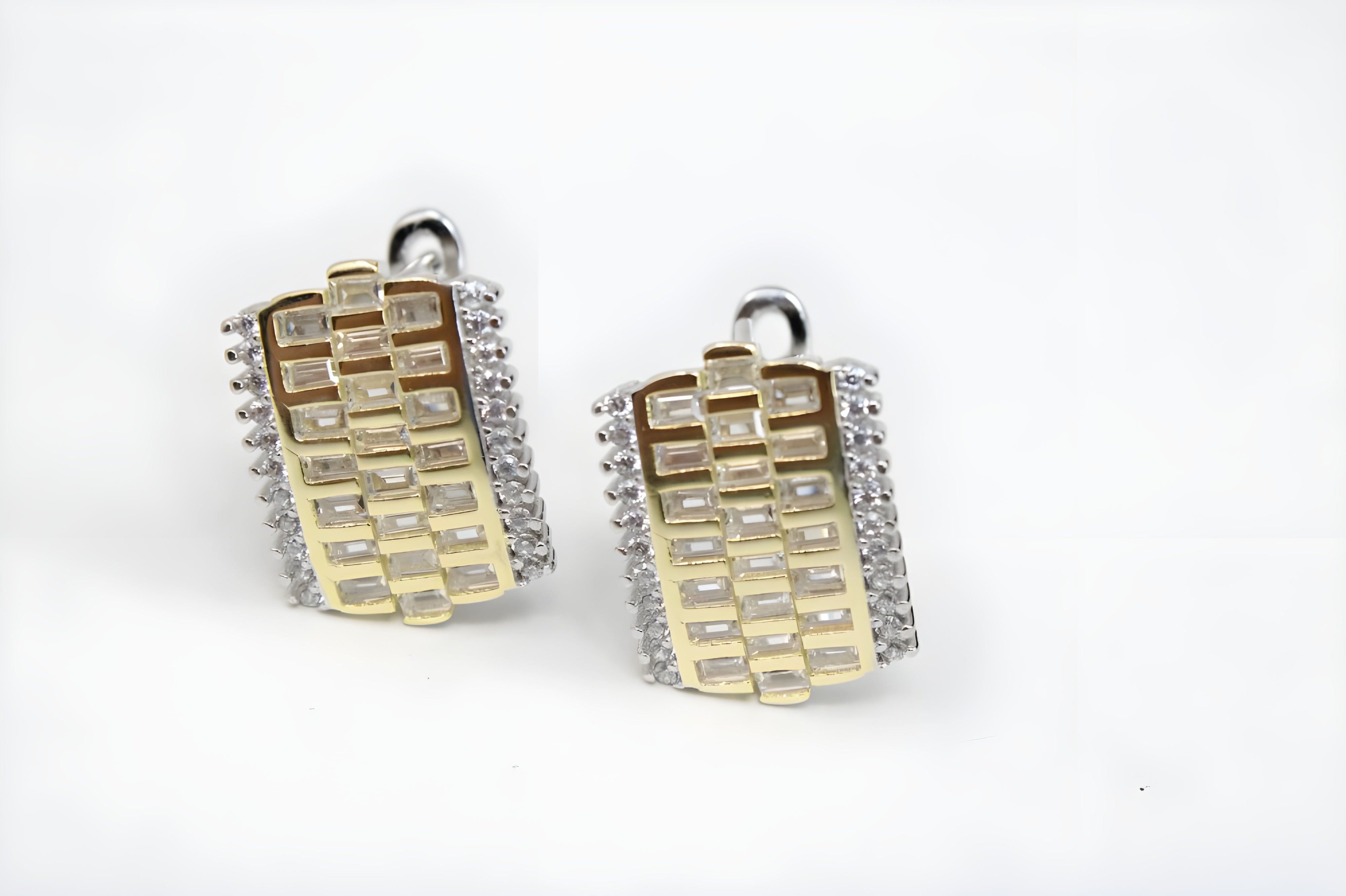 Two-Tone Checkered Diamond Jewelry Set - Sterling Silver and Gold-Plated Ring, Pendant & Drop Earrings with Sparkling White Diamonds