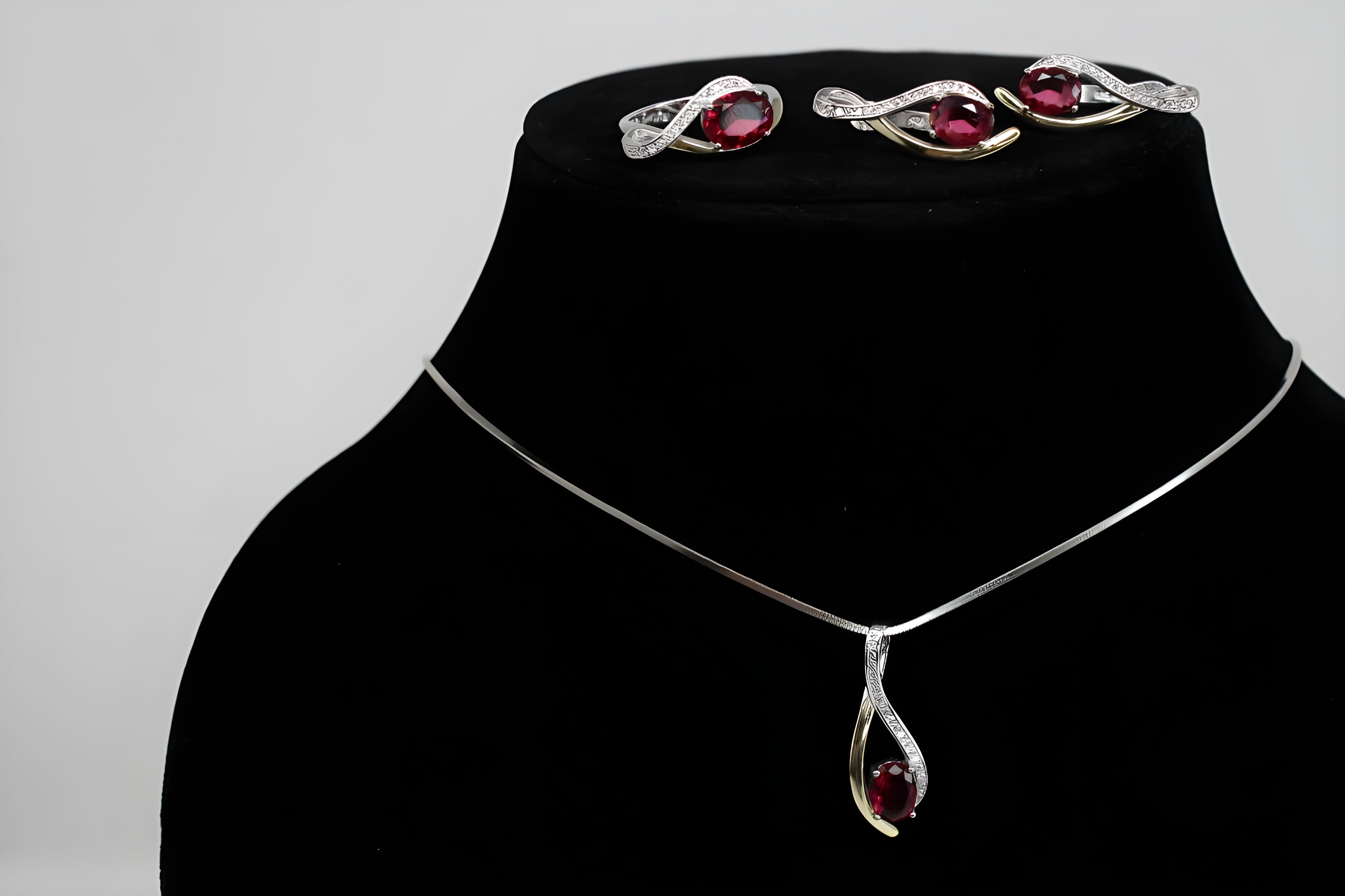 Red Oval Diamond Wave Jewelry Set with Gold Accents - Sterling Silver Ring, Drop Earrings & Pendant