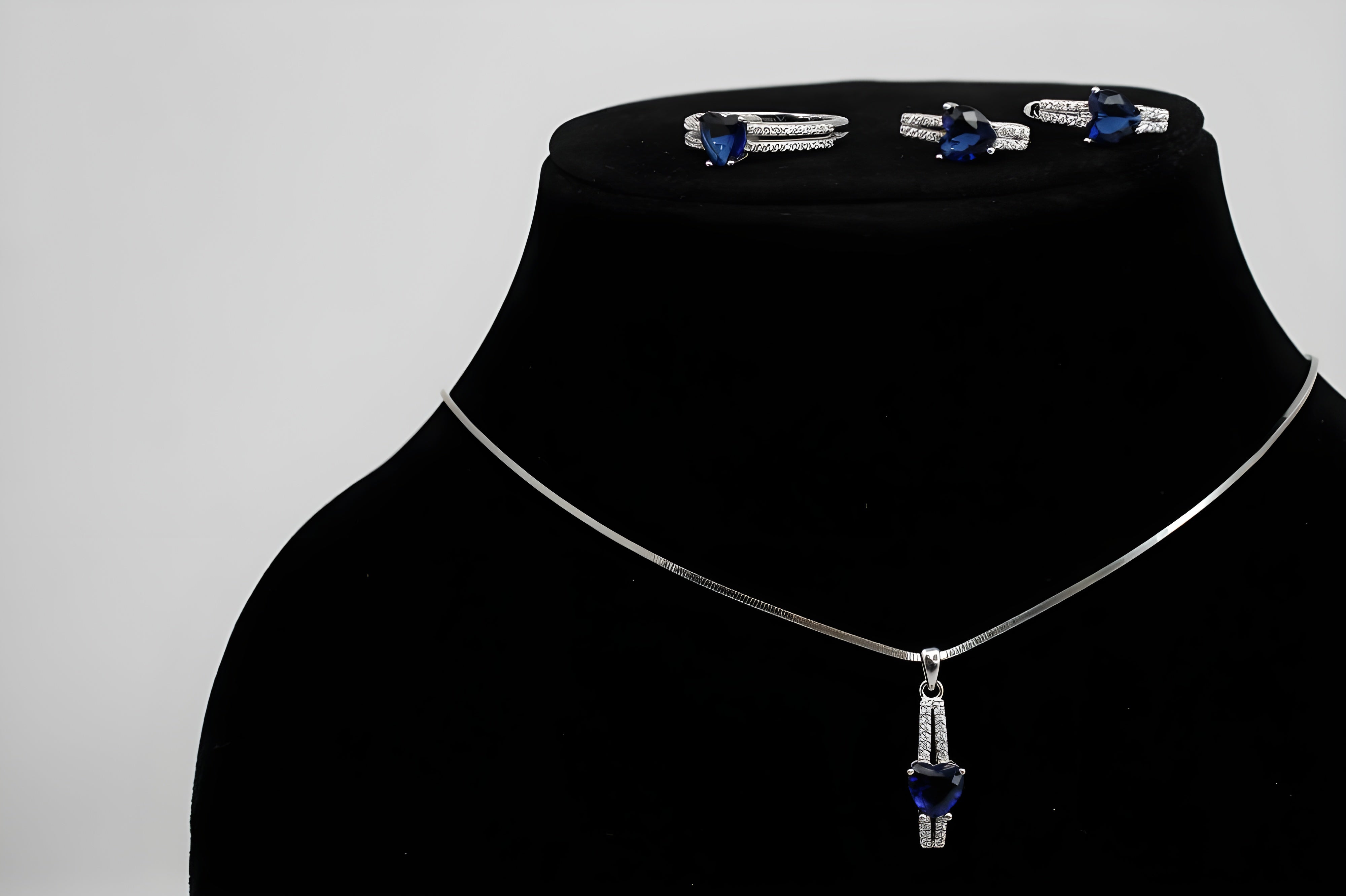 Midnight Blue Heart Diamond Jewelry Set - Sterling Silver Ring, Drop Earrings & Pendant with White Diamonds