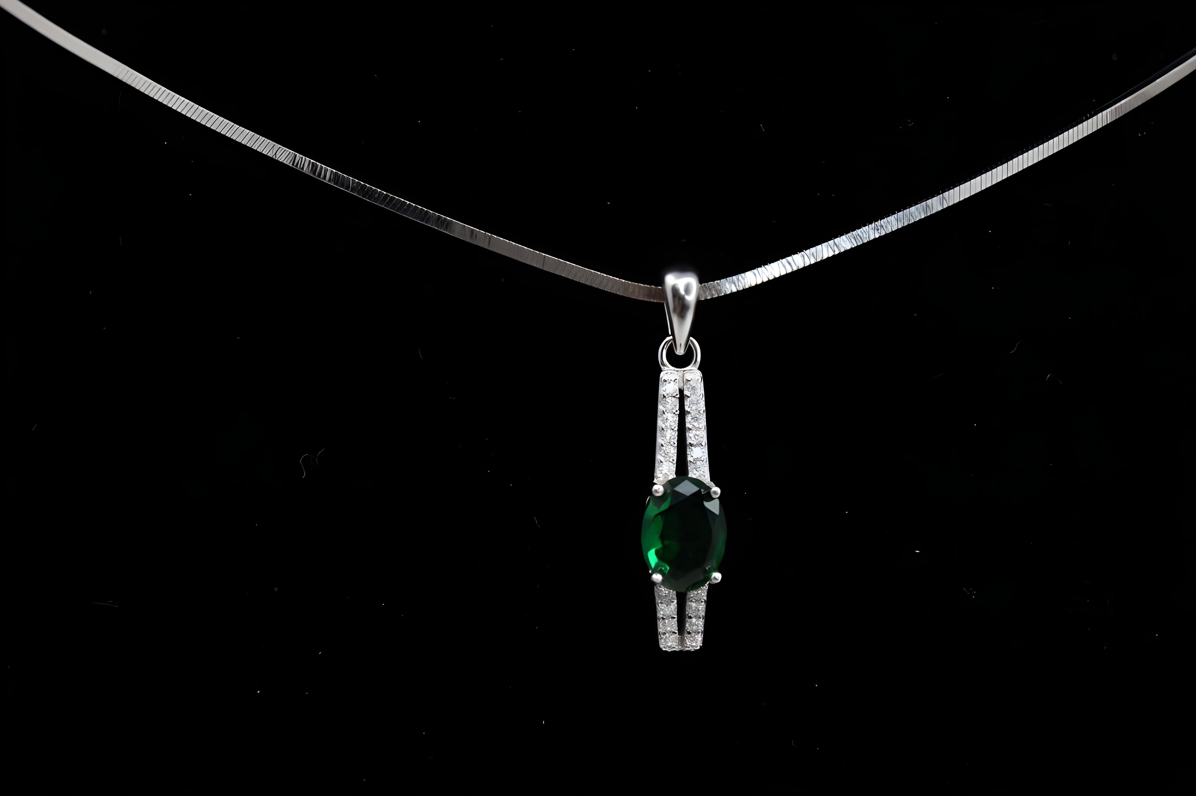 Emerald Elegance Diamond Jewelry Set - Sterling Silver Ring, Drop Earrings & Pendant with Oval-Cut Emerald and White Diamonds