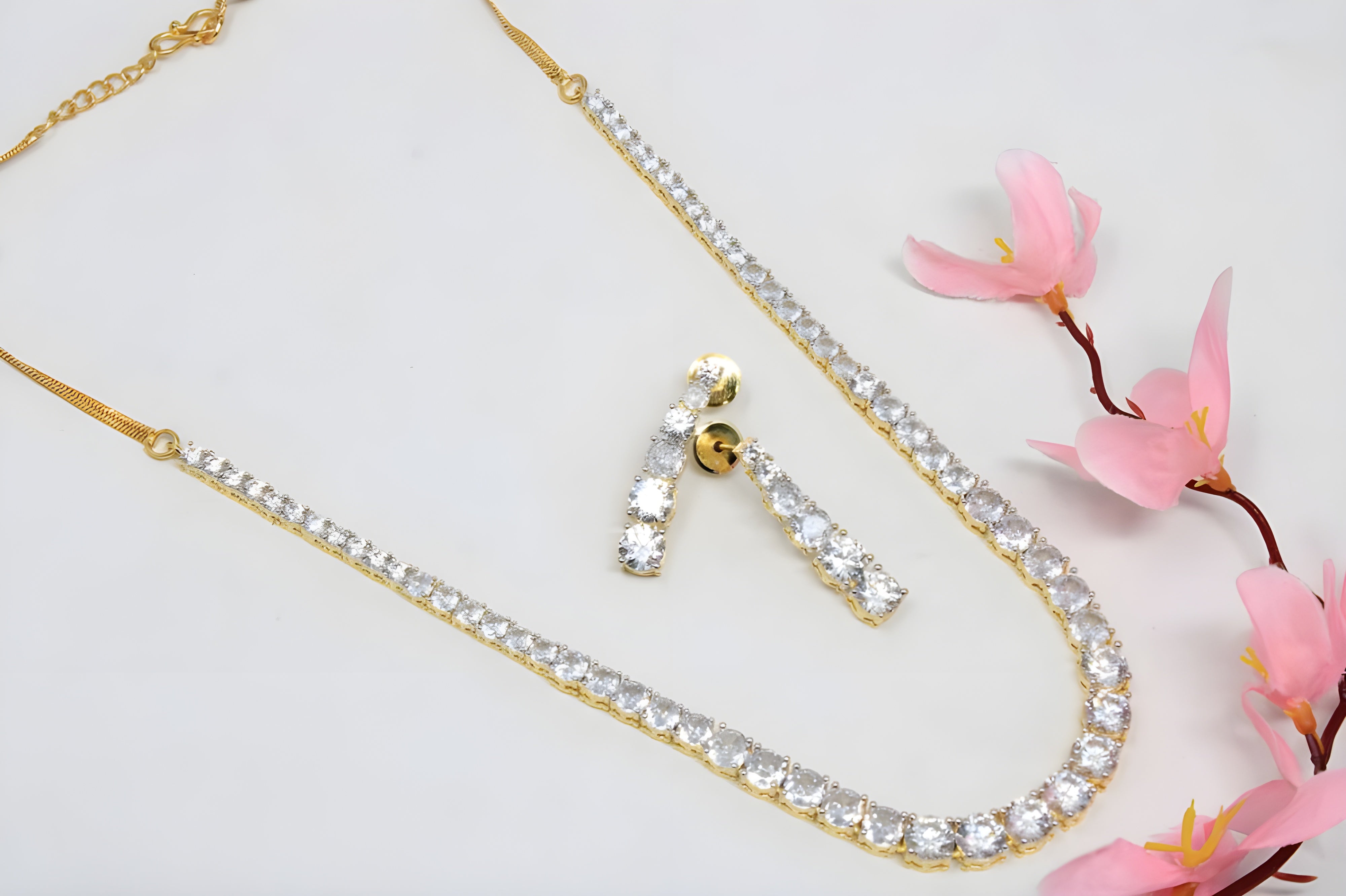 Golden Crystal Radiance Necklace Set