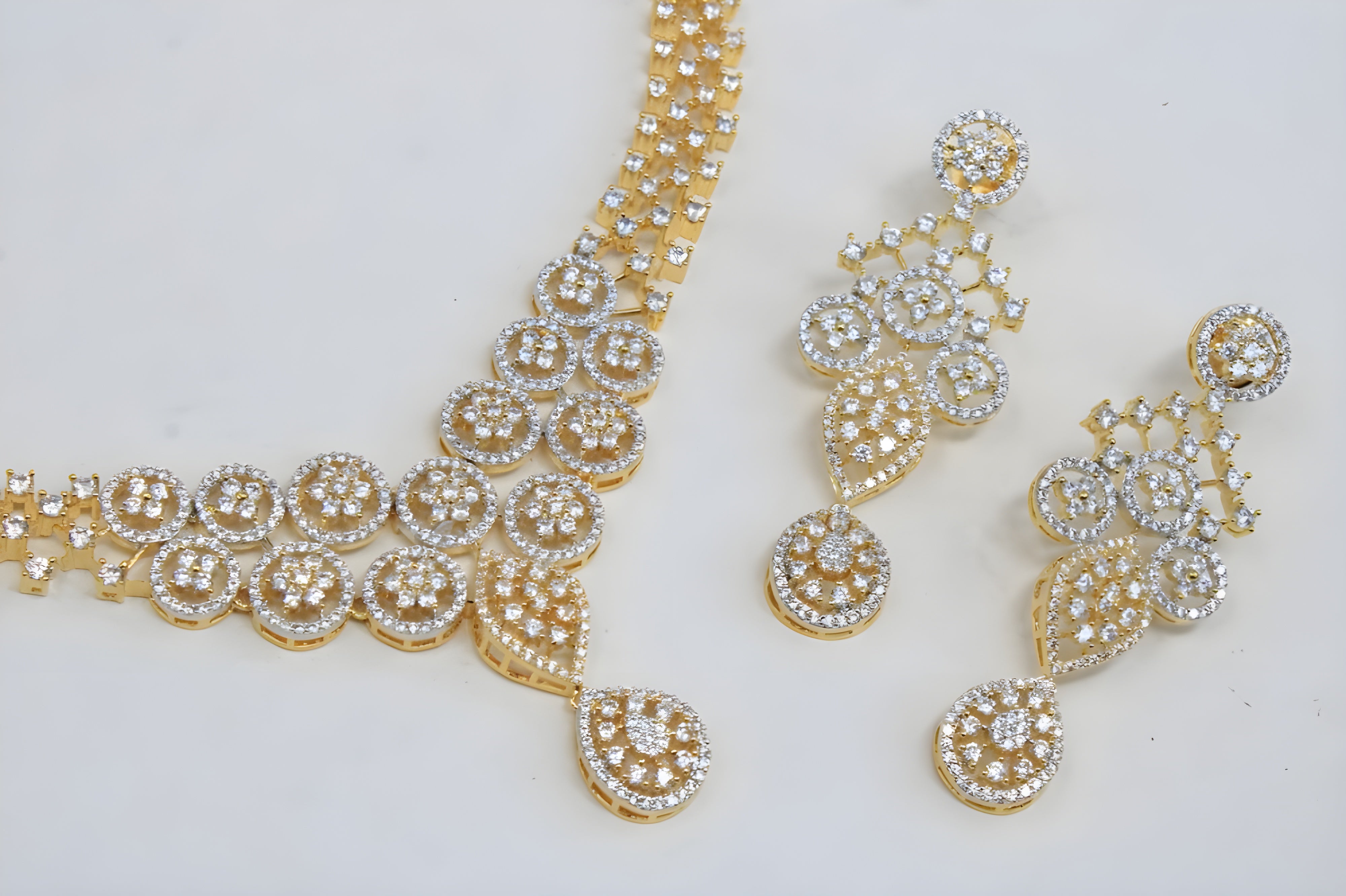 Golden Starry Sparkle Necklace Set