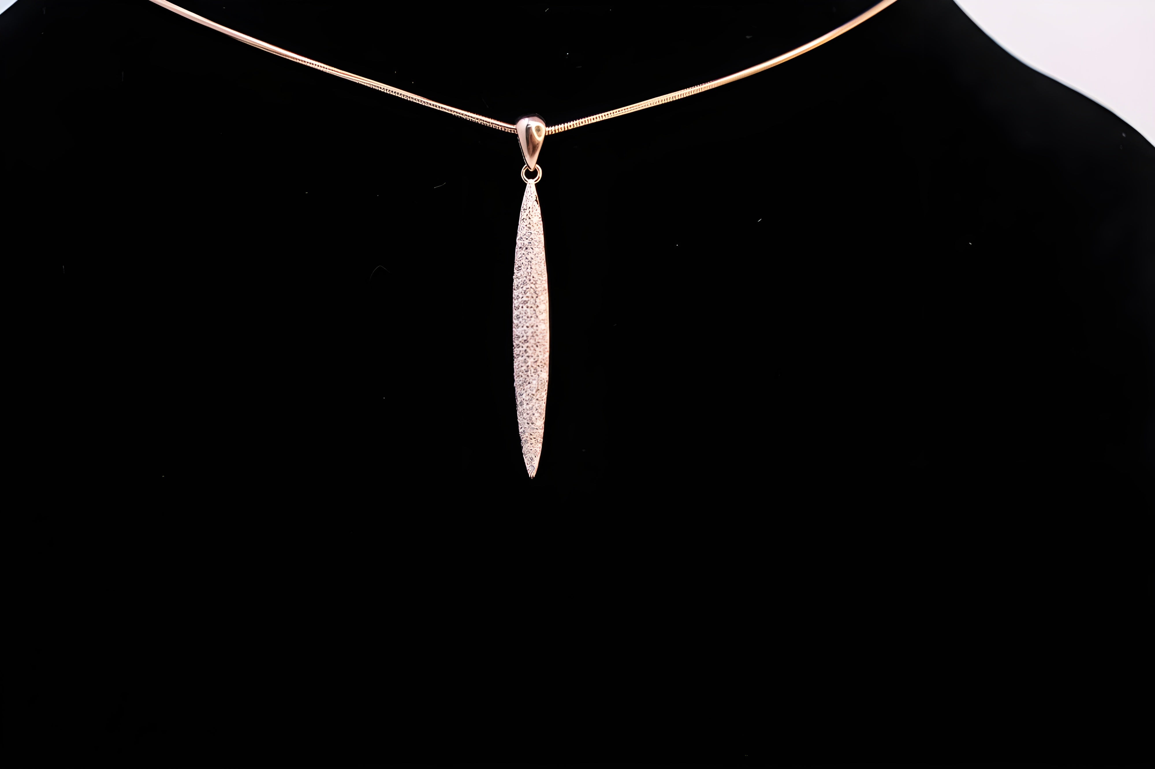 Rose Gold Tapered Elegance Jewelry Set - Minimalist Drop Earrings & Pendant with Textured Finish