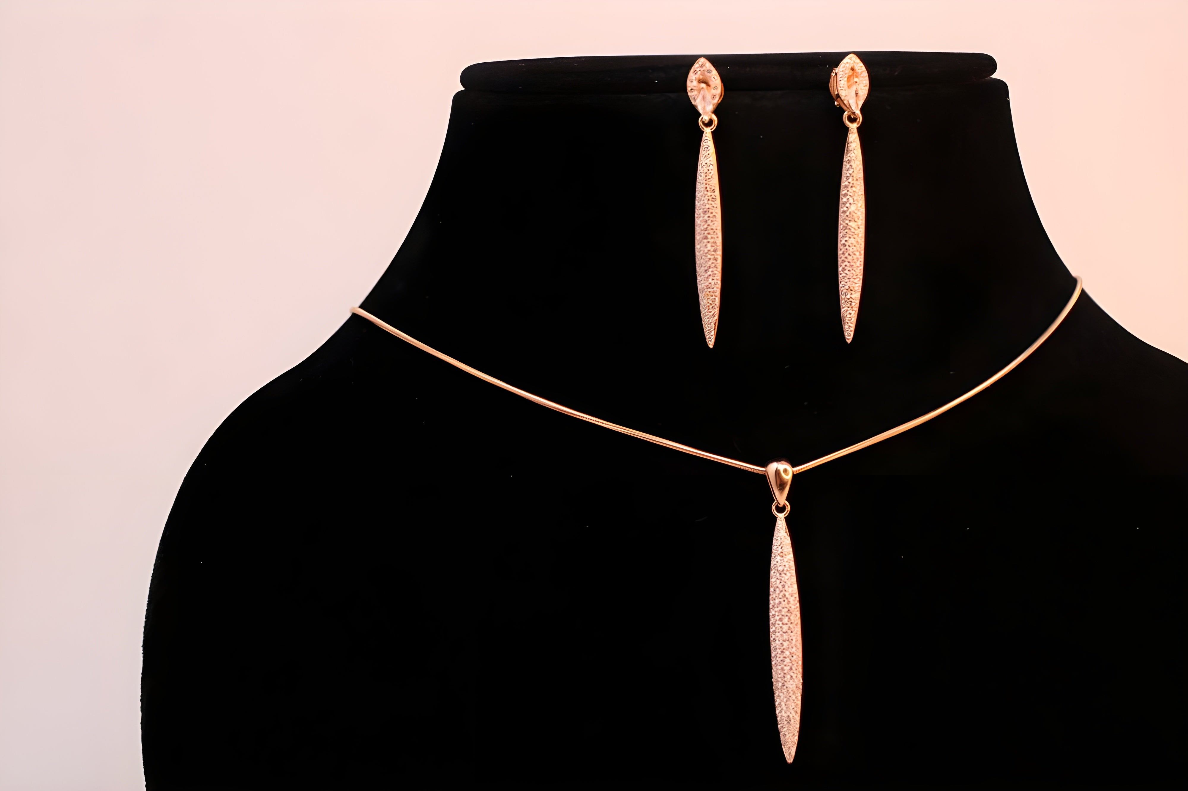 Rose Gold Tapered Elegance Jewelry Set - Minimalist Drop Earrings & Pendant with Textured Finish