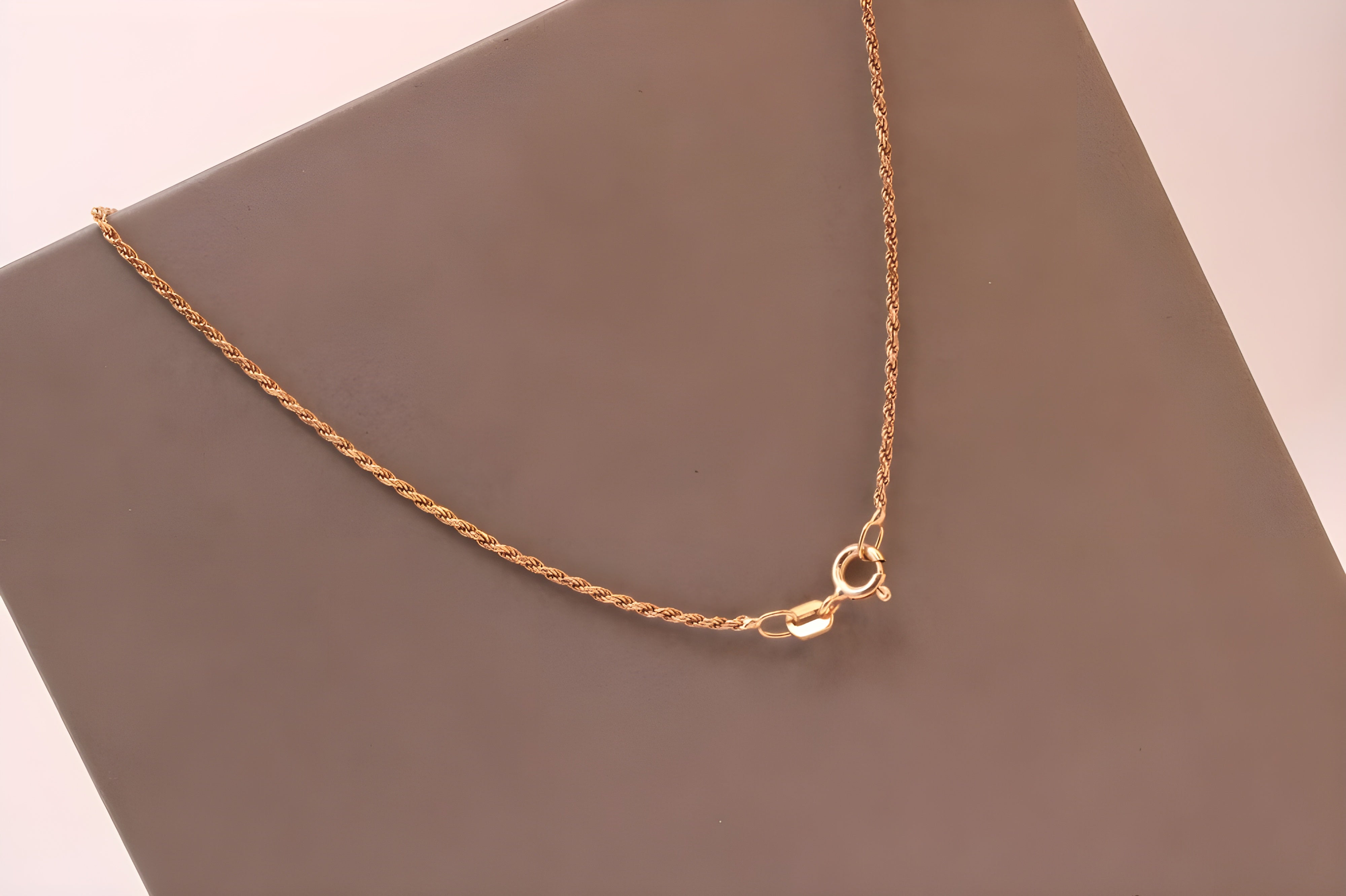 Radiant Twist Rope Chain