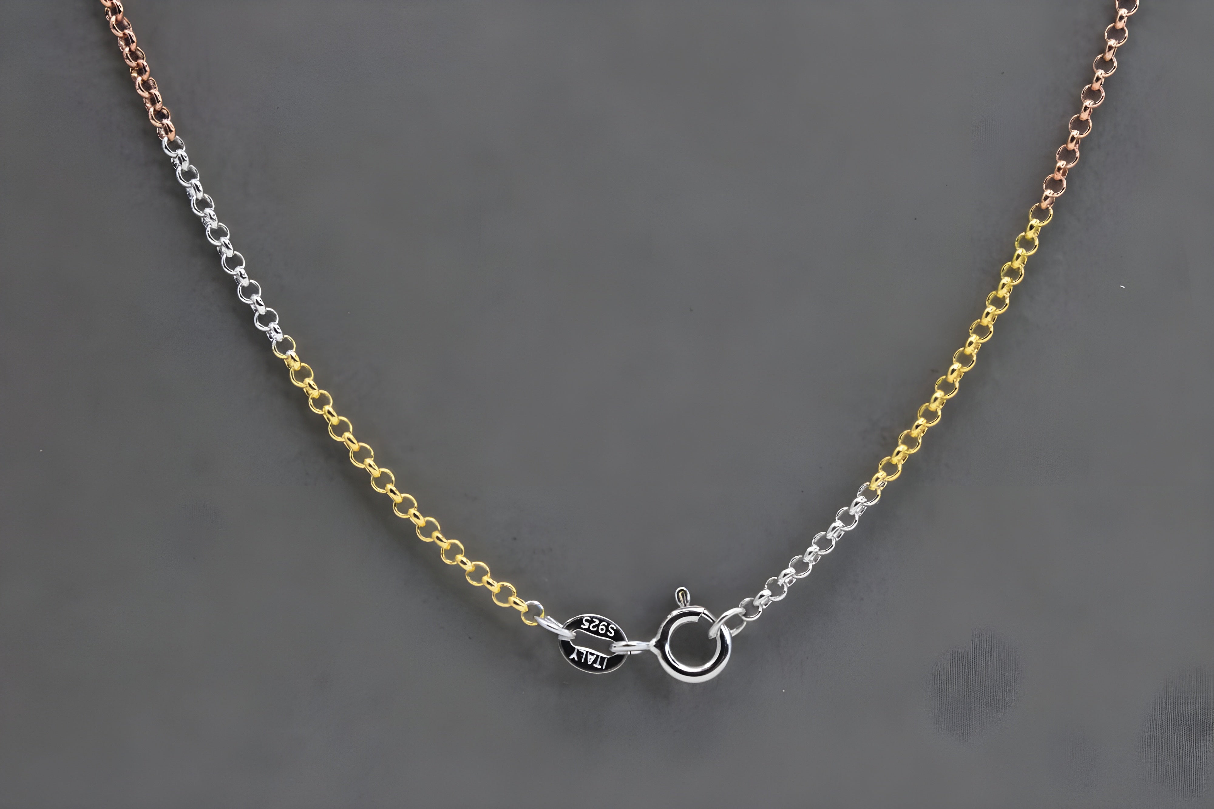 Stylish Tri-Tone Sterling Silver, Gold, and Rose Gold Trace Chain - Modern Elegance for Effortless Layering