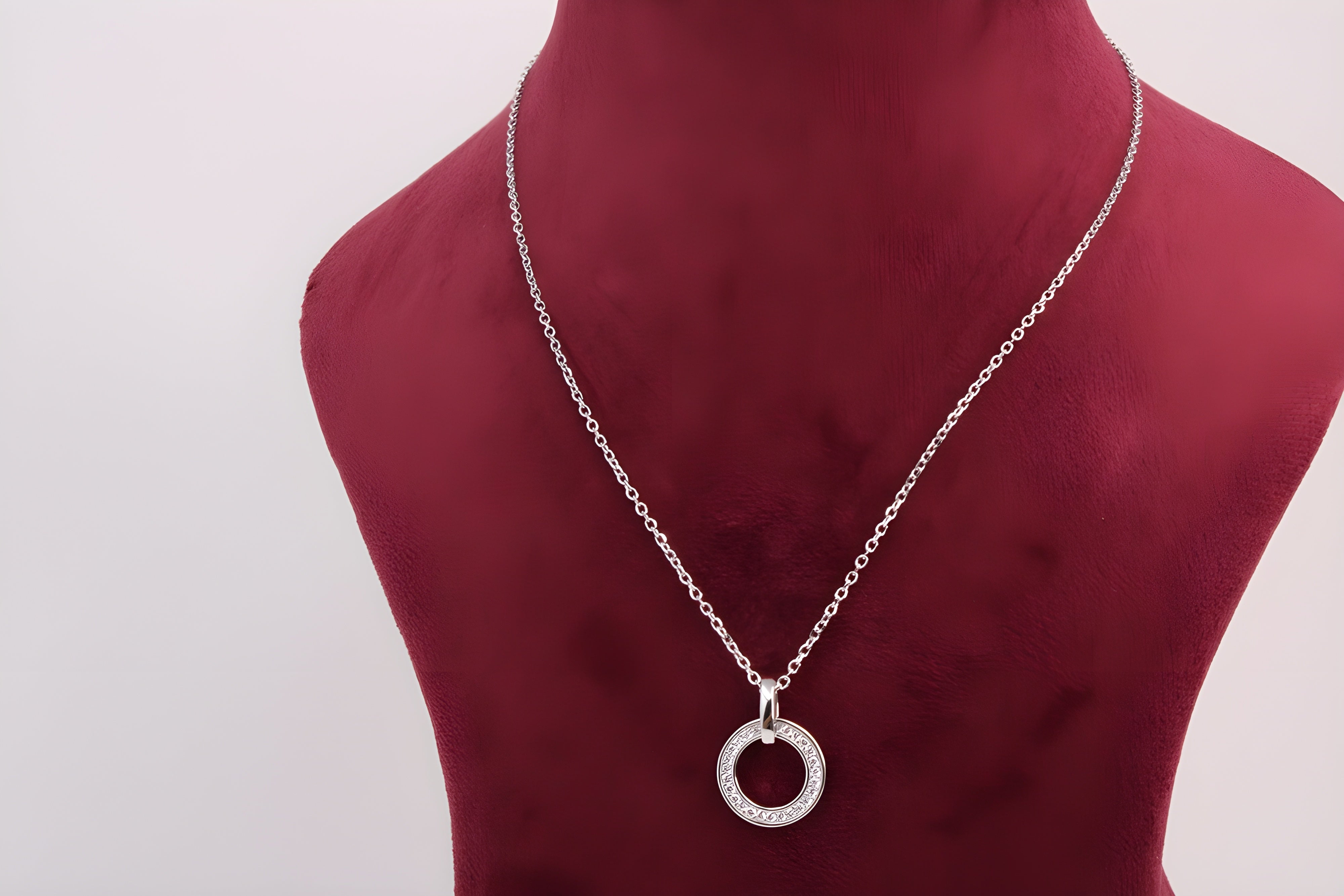 Serene Circle 92.5 Sterling Silver VeeLux Premium Pendant