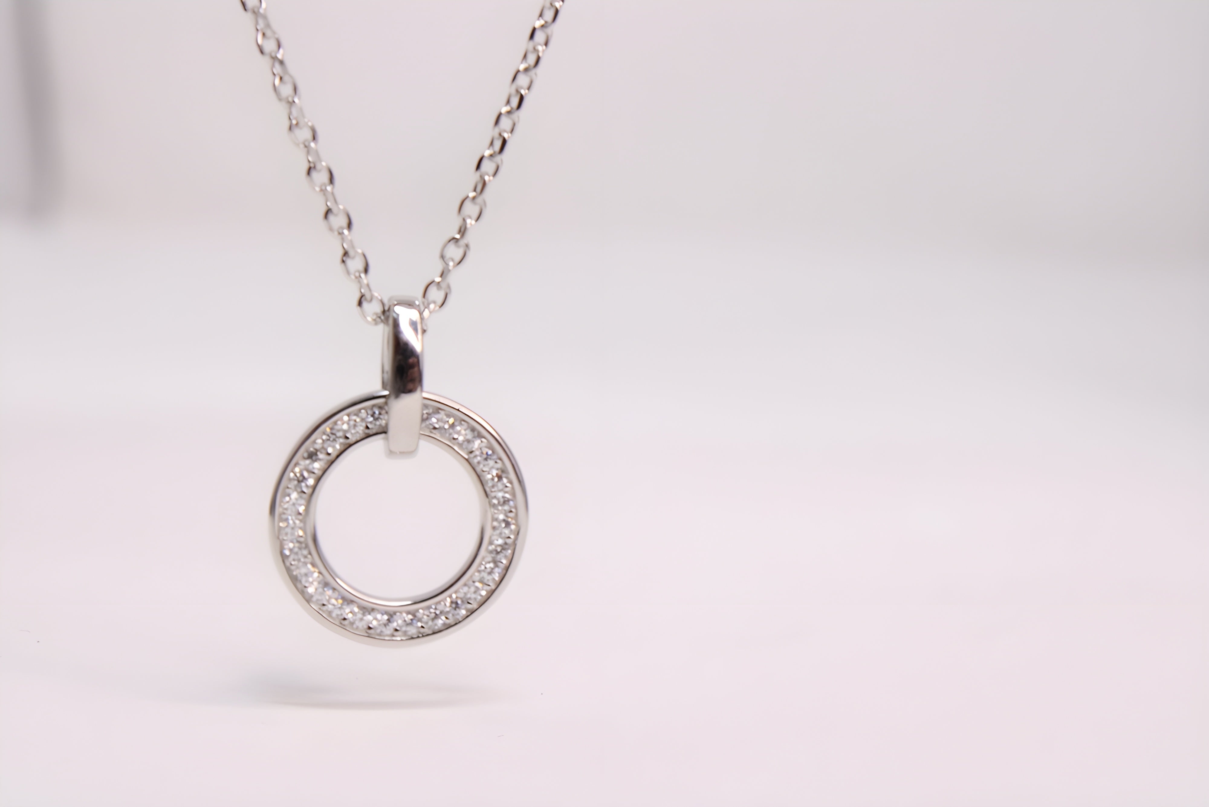 Serene Circle 92.5 Sterling Silver VeeLux Premium Pendant